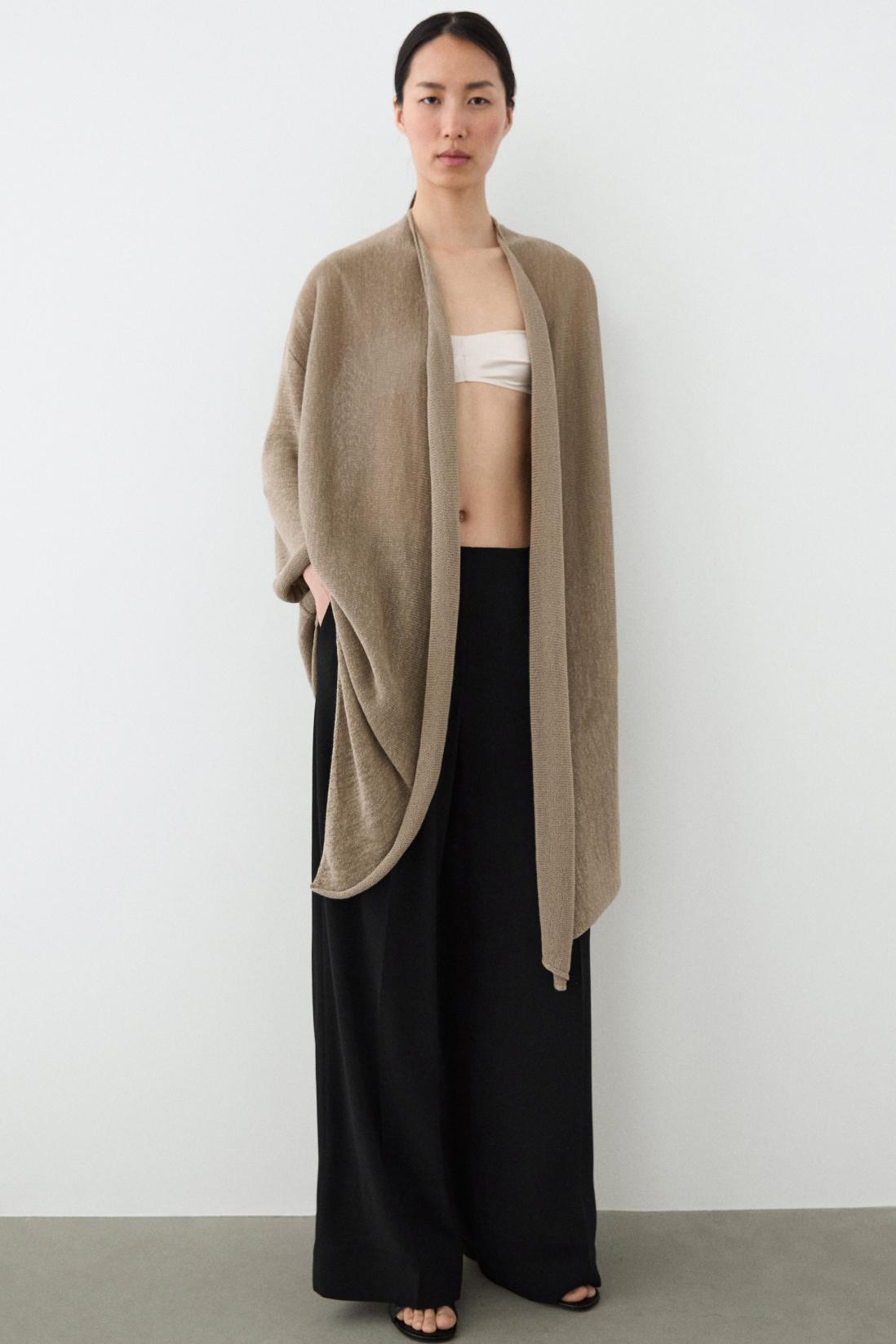 Total look draped knit cape cardigan — SAND