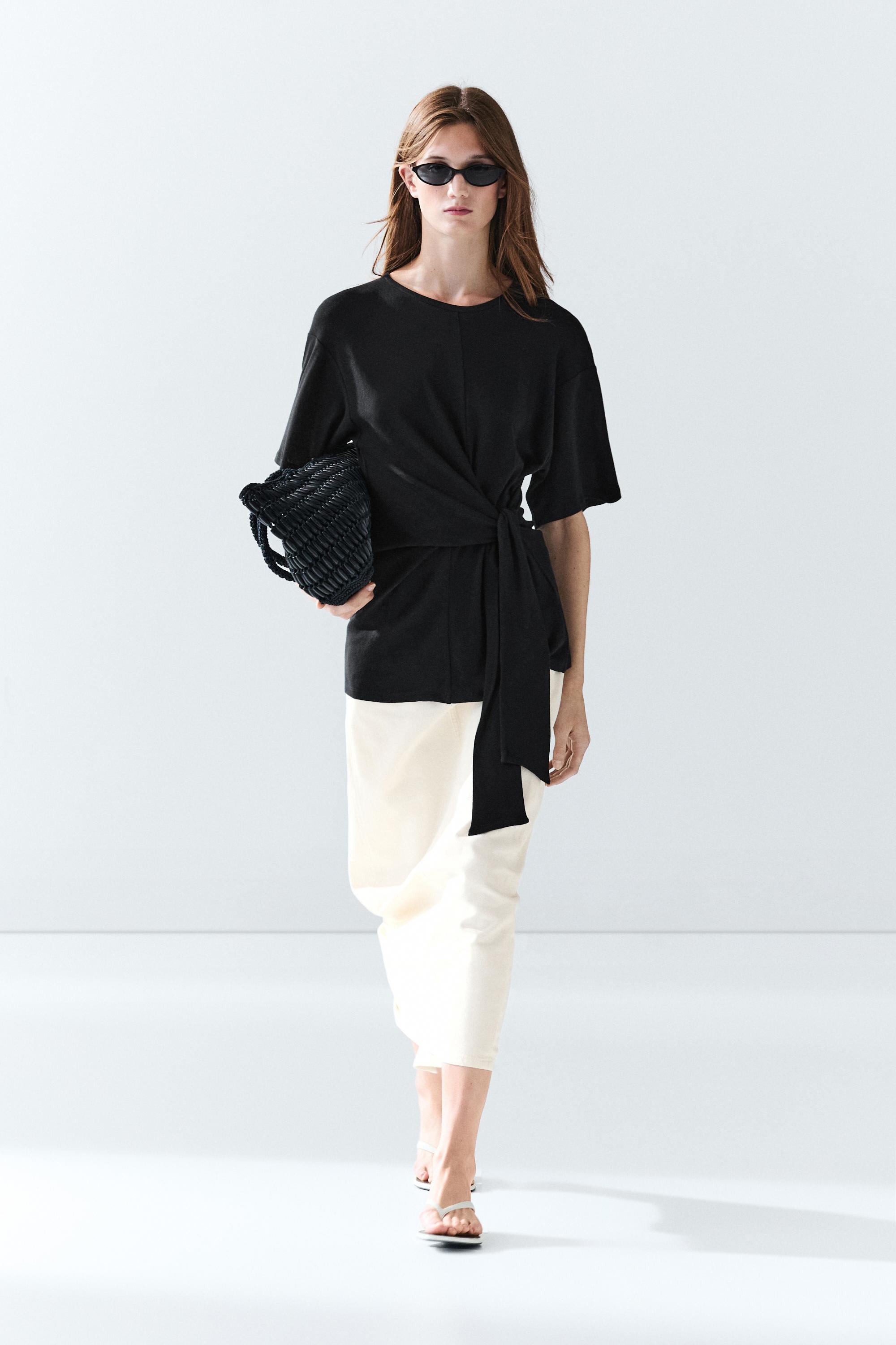 Short sleeve T-shirt with tie detail — BLACK