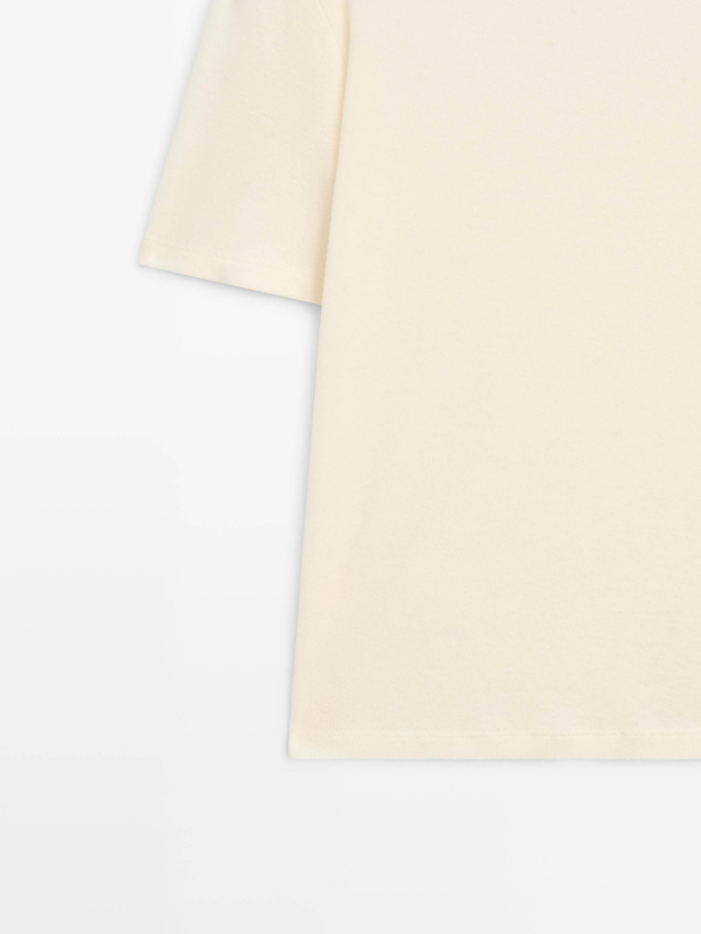 Short sleeve cotton blend T-shirt