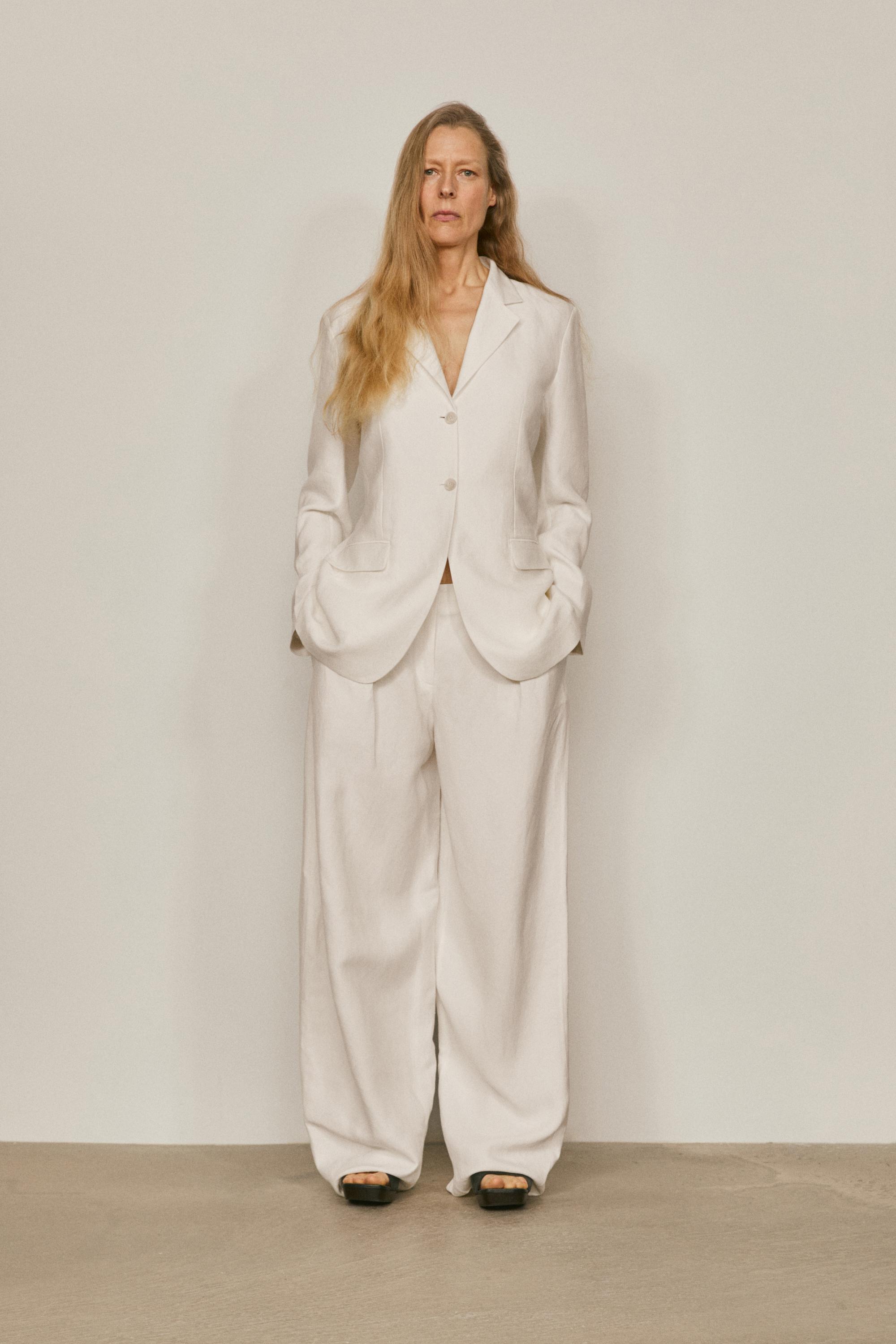 Flowing linen blend pants with dart detail - LIMITED EDITION