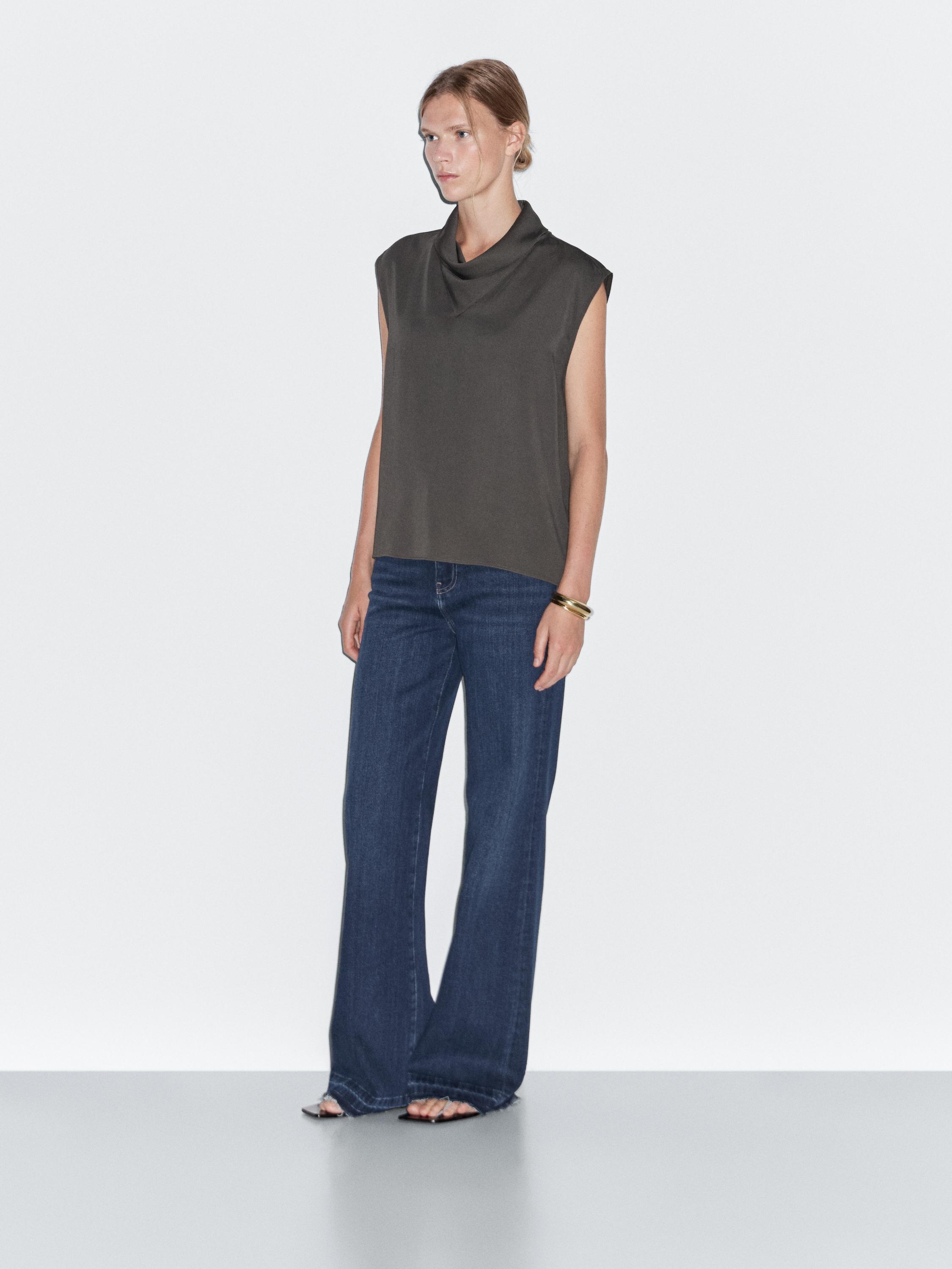 Mid-rise bell bottom jeans