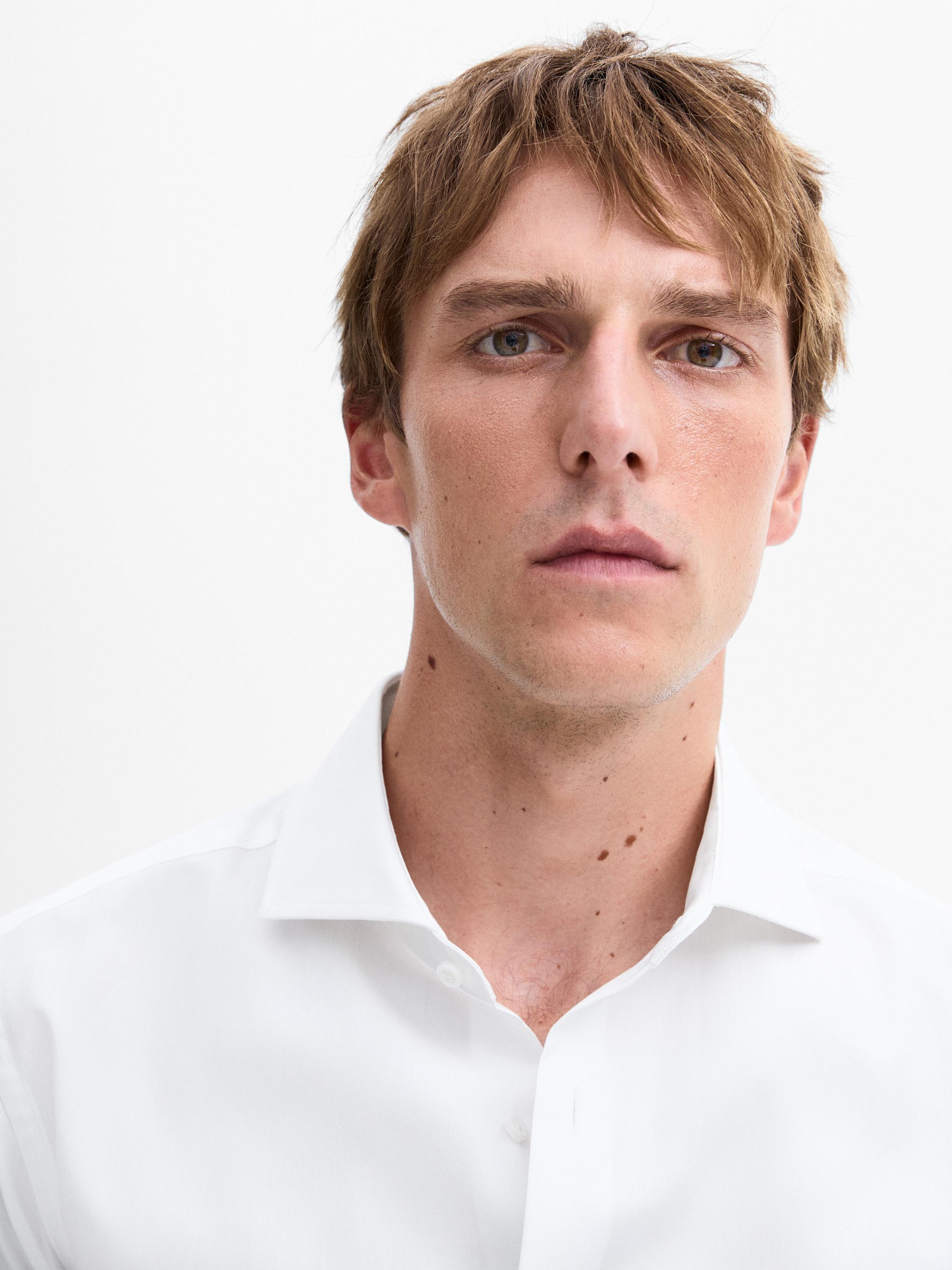 Slim fit easy iron poplin shirt