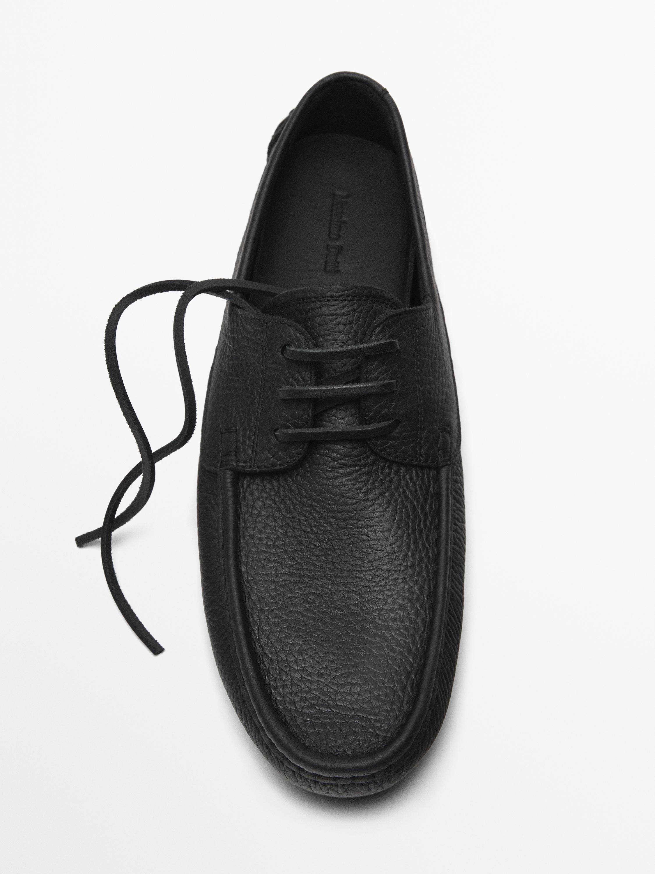 حذاء لوفر من جلد النابا