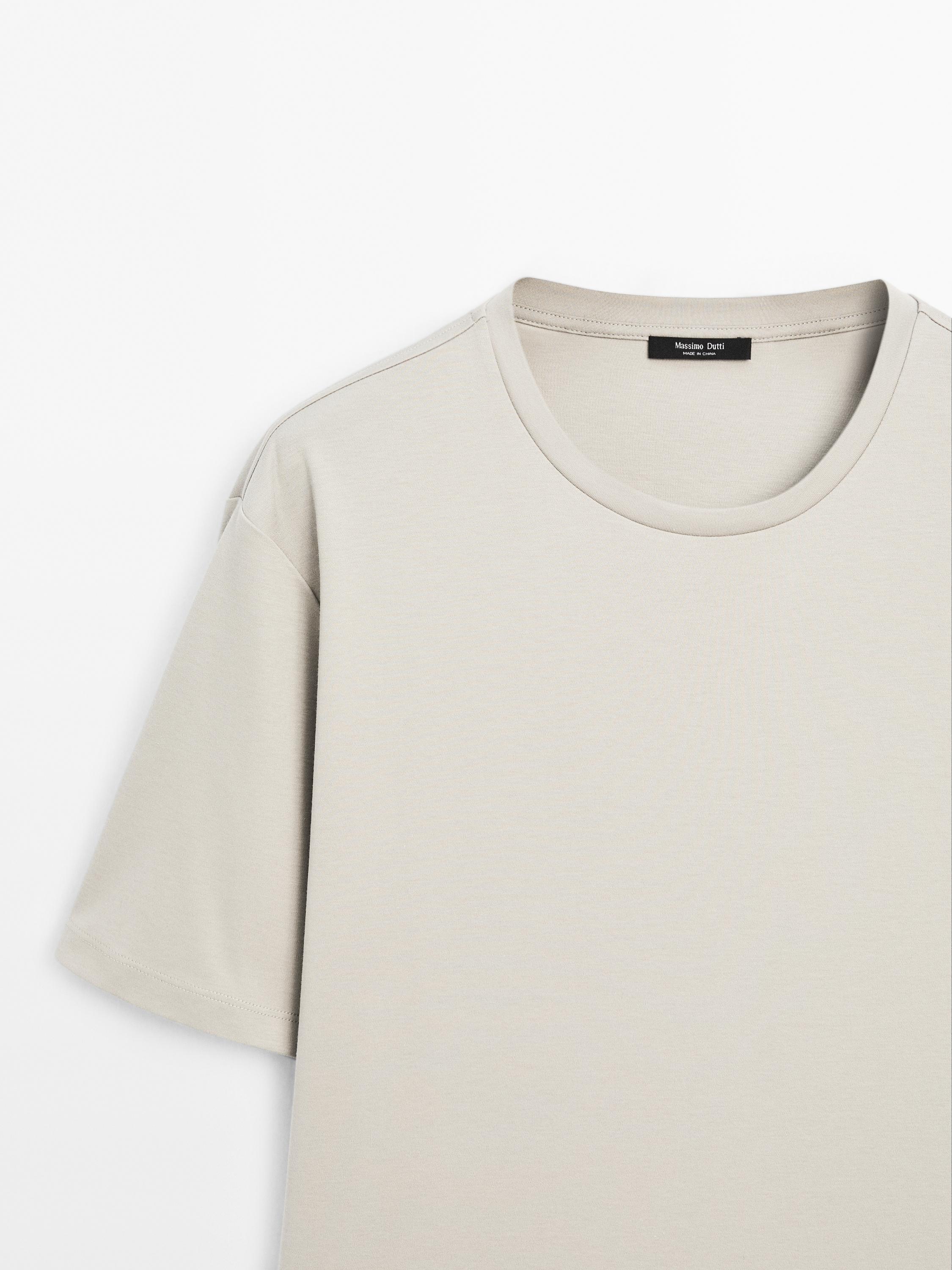 Short sleeve cotton blend T-shirt