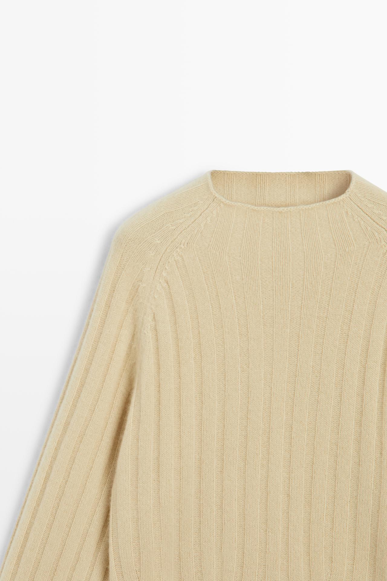 100% cashmere mock turtleneck sweater — Vanilla