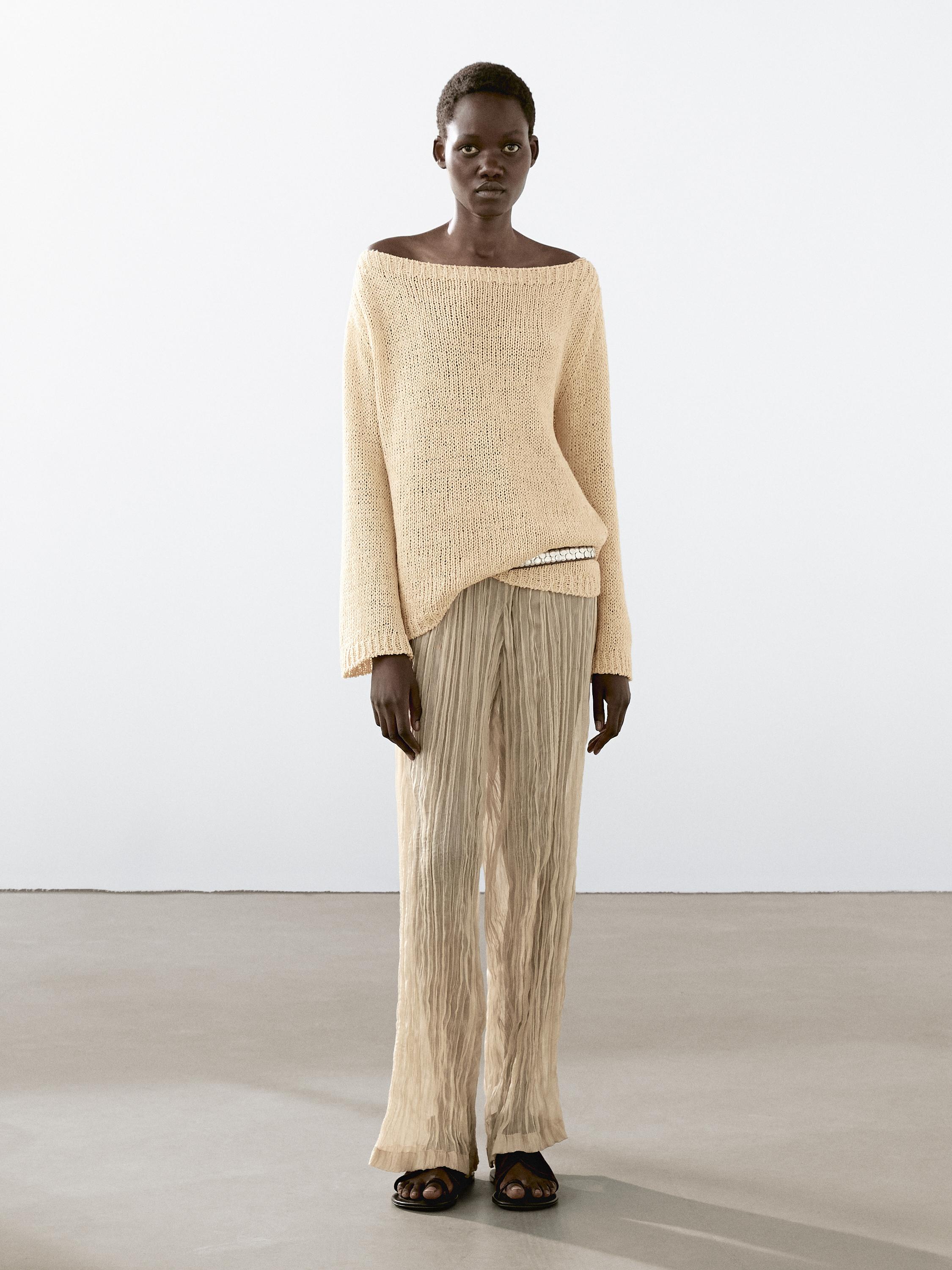 Boat neck knit sweater