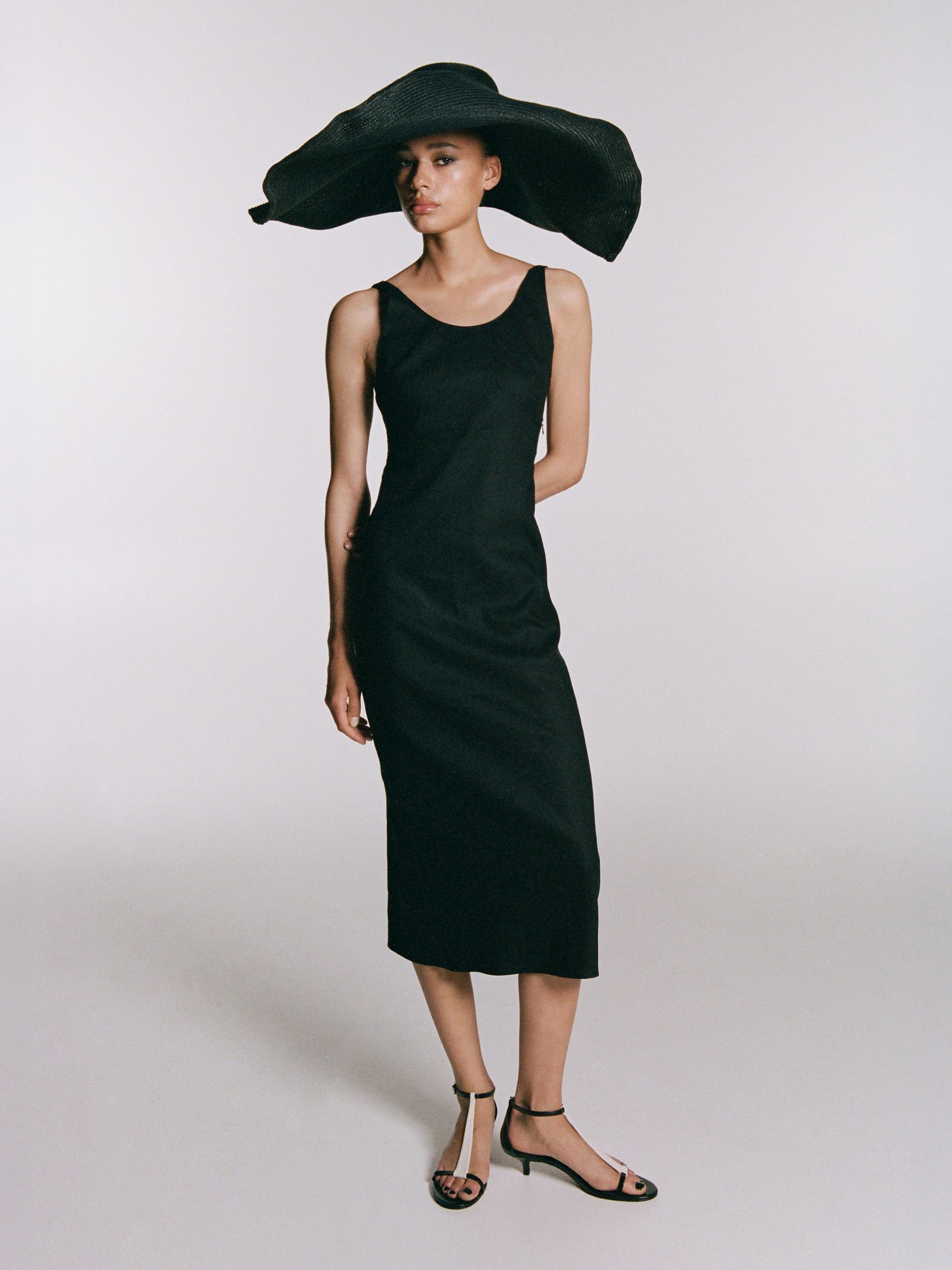 Midi dress with low-cut back