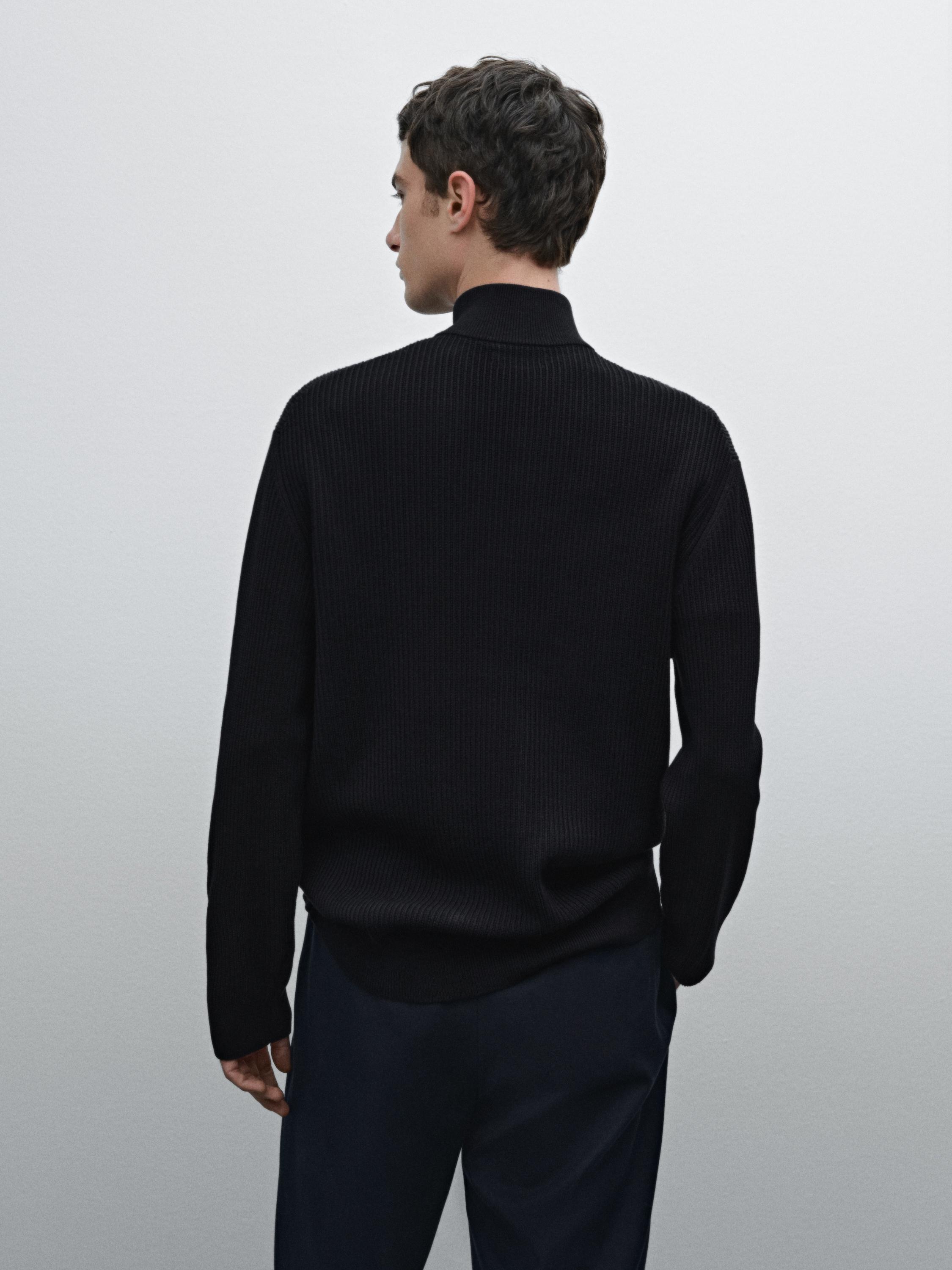 Mock neck knit sweater with zip