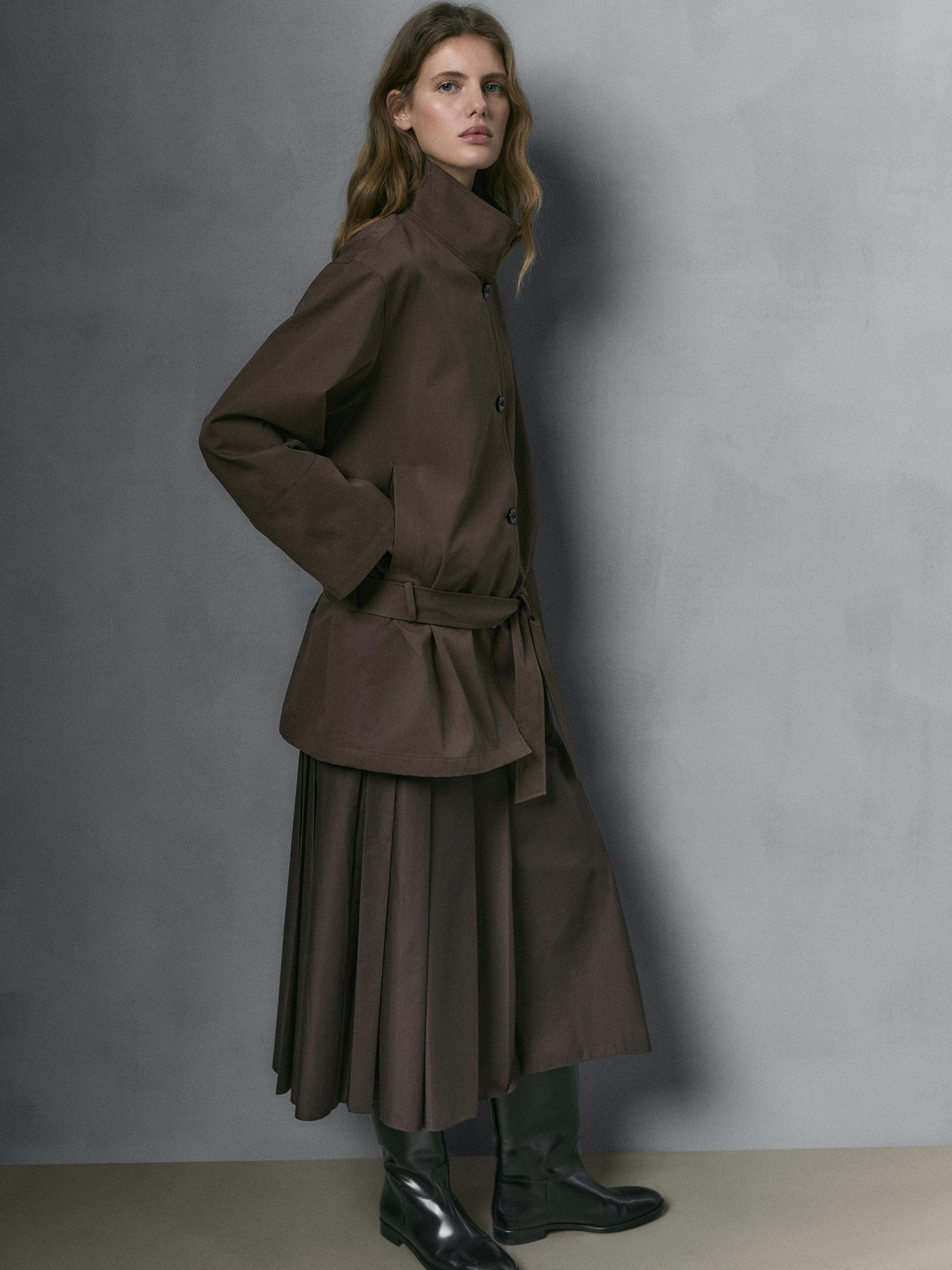 Mid-length trench coat with belt detail — Chocolate
