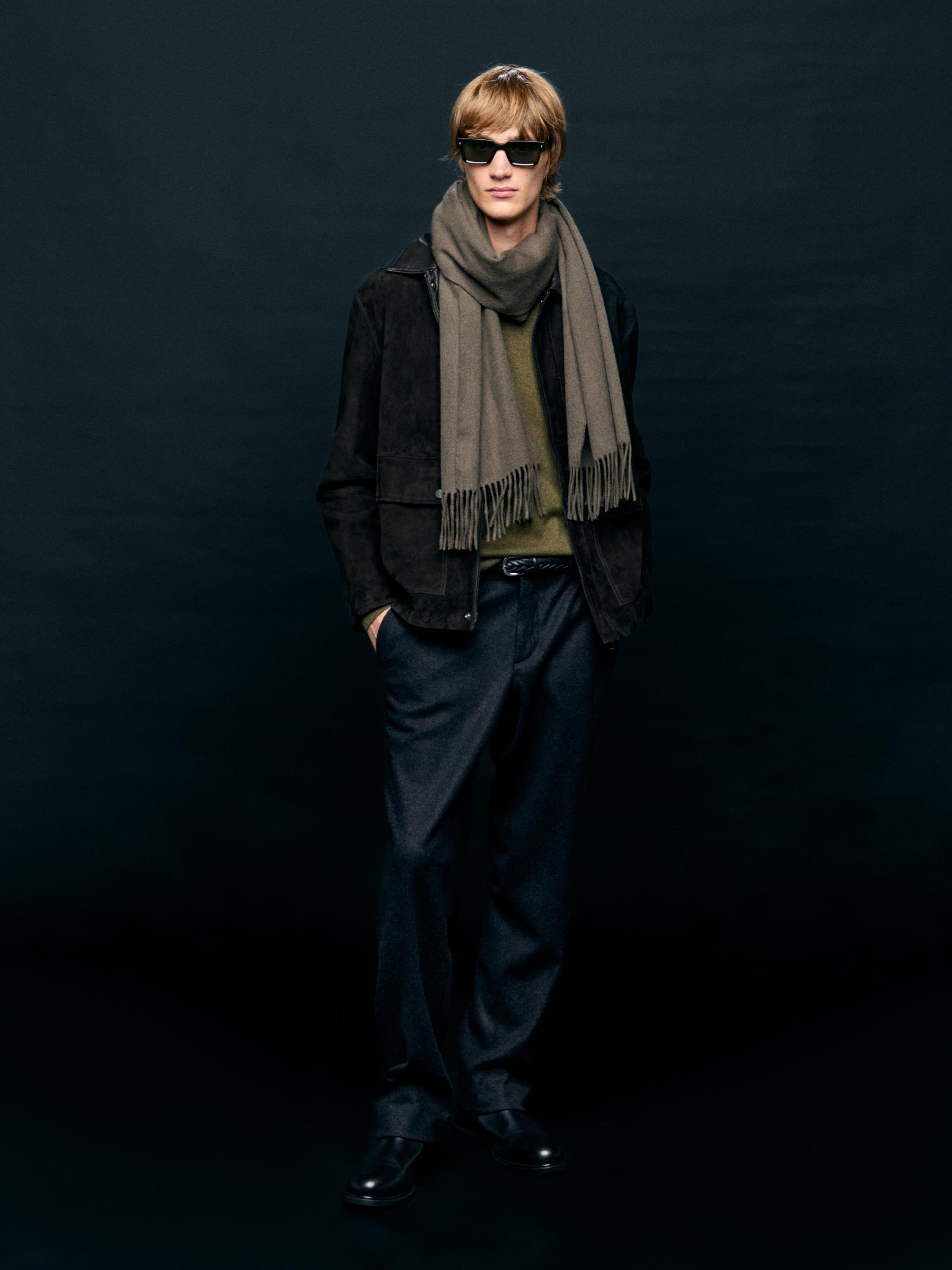 Wool blend scarf