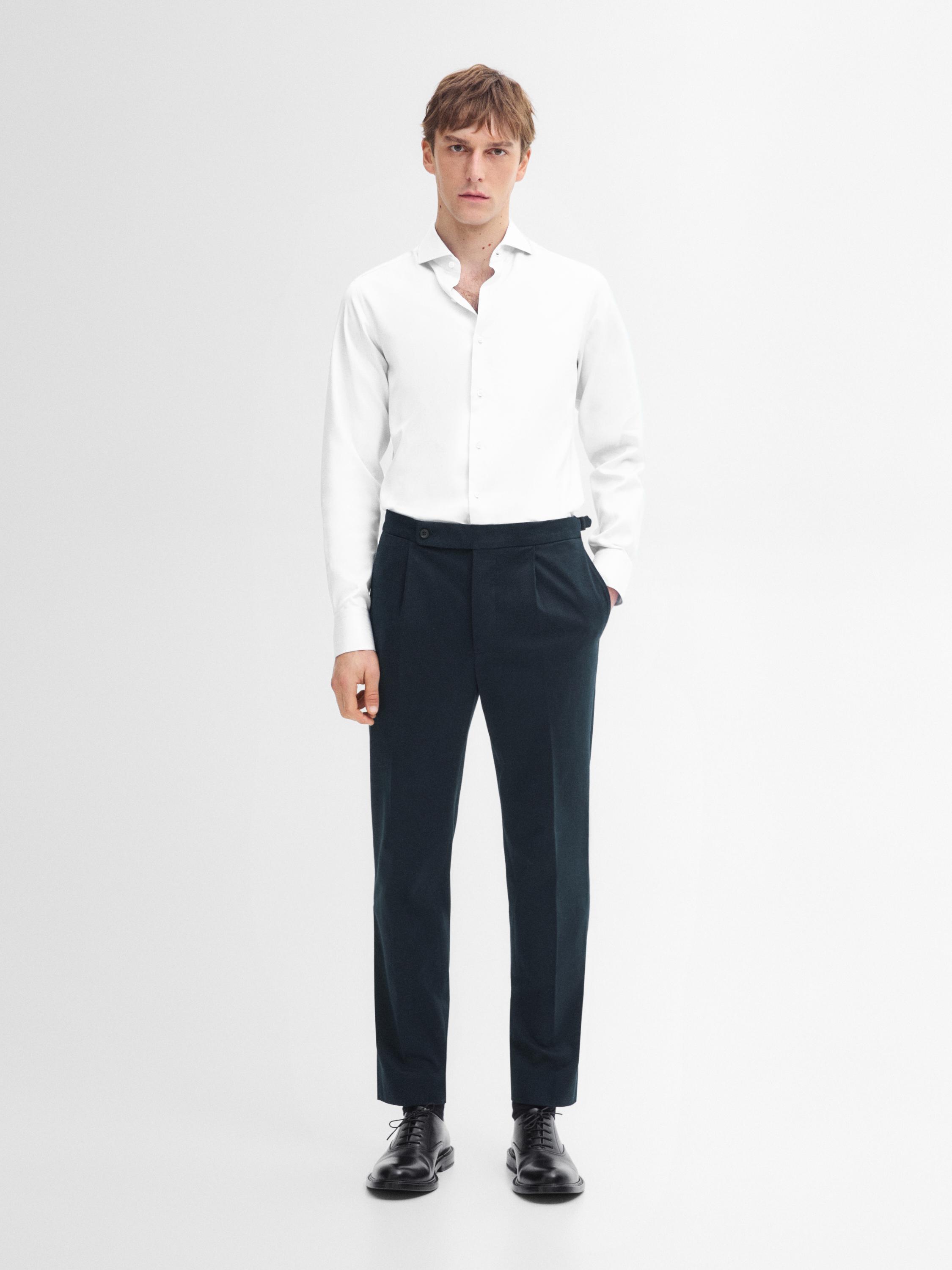 Slim fit 100% cotton twill shirt