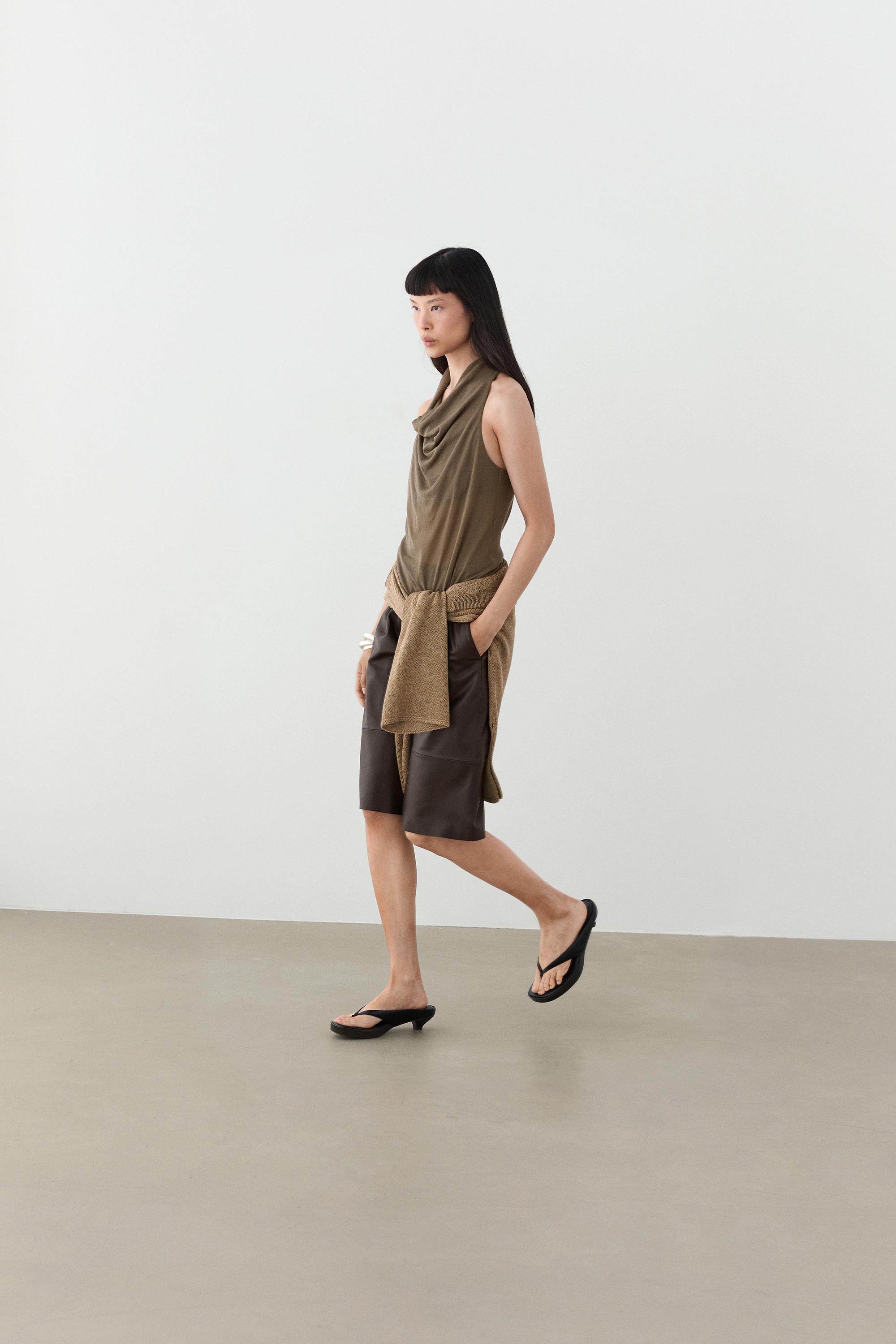 Long nappa leather Bermuda shorts — BROWN