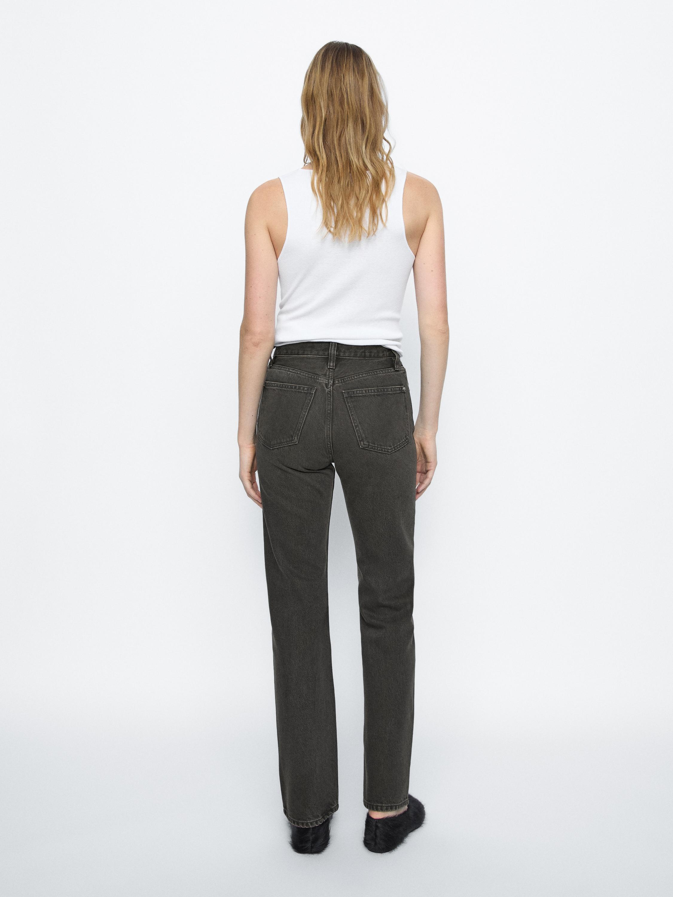 Straight-leg high-waist jeans
