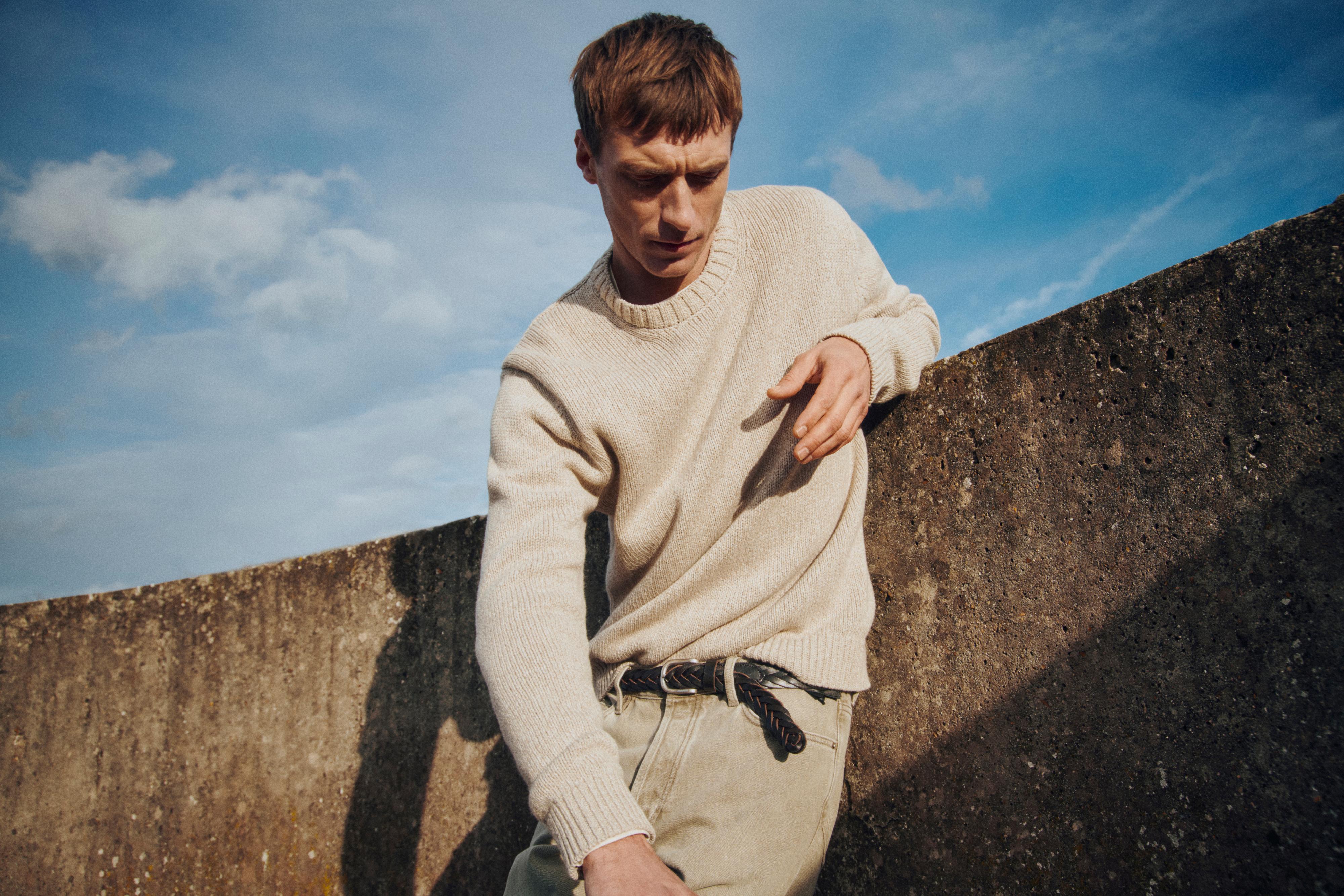 Cotton blend knit crew neck sweater — BEIGE