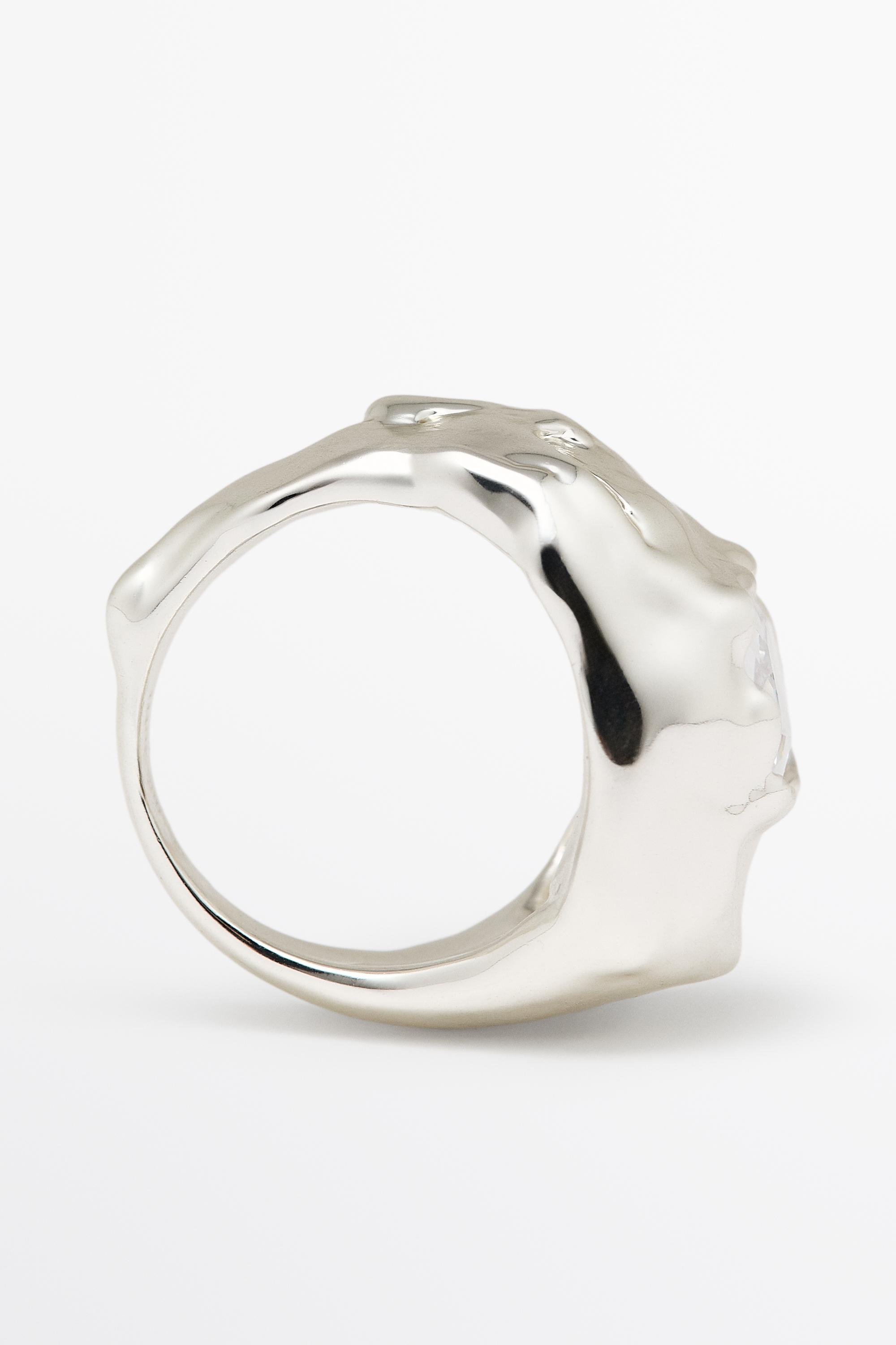 Melted effect shimmery ring — SILVER