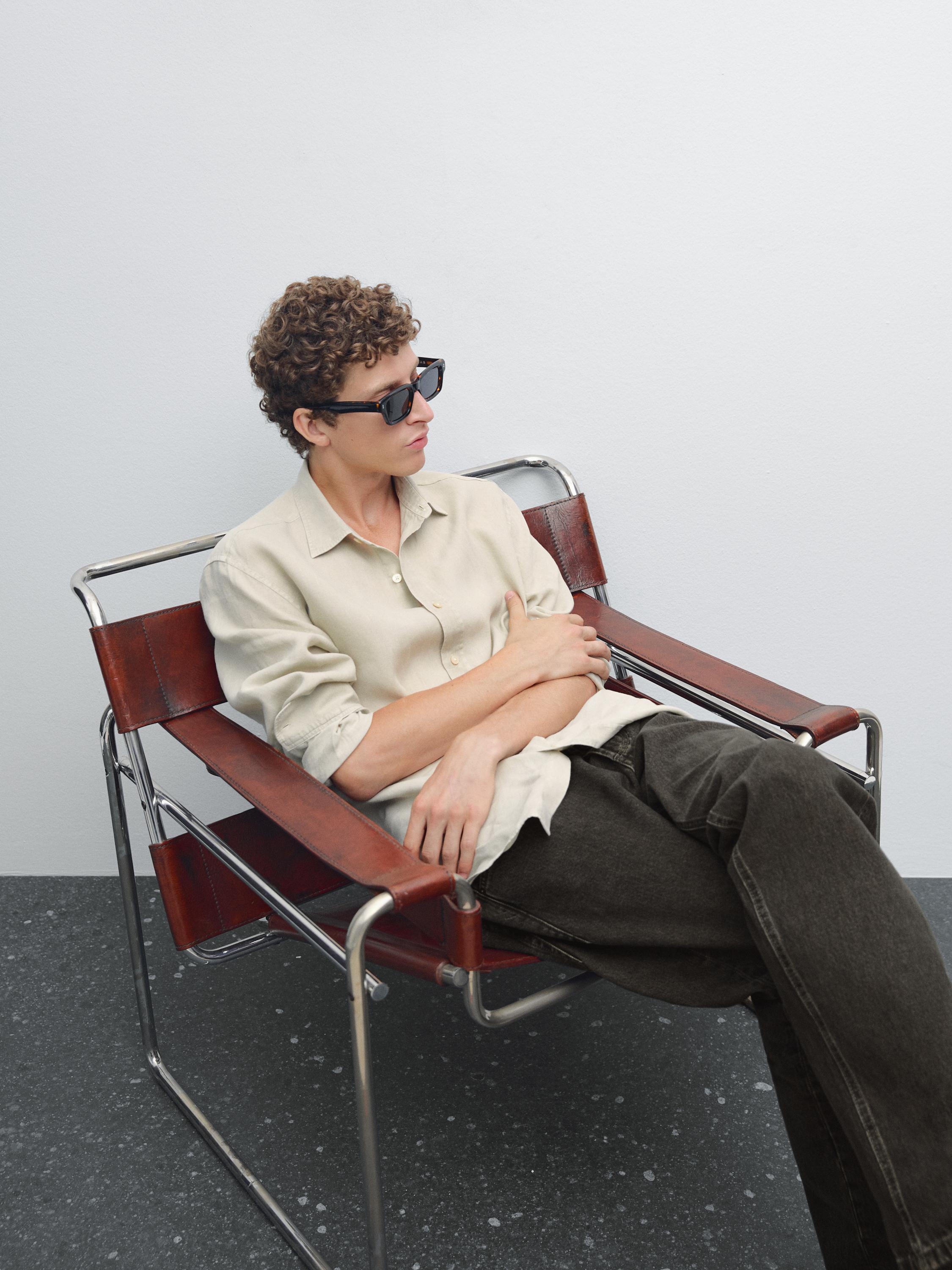 Regular fit shirt with maltinto finish