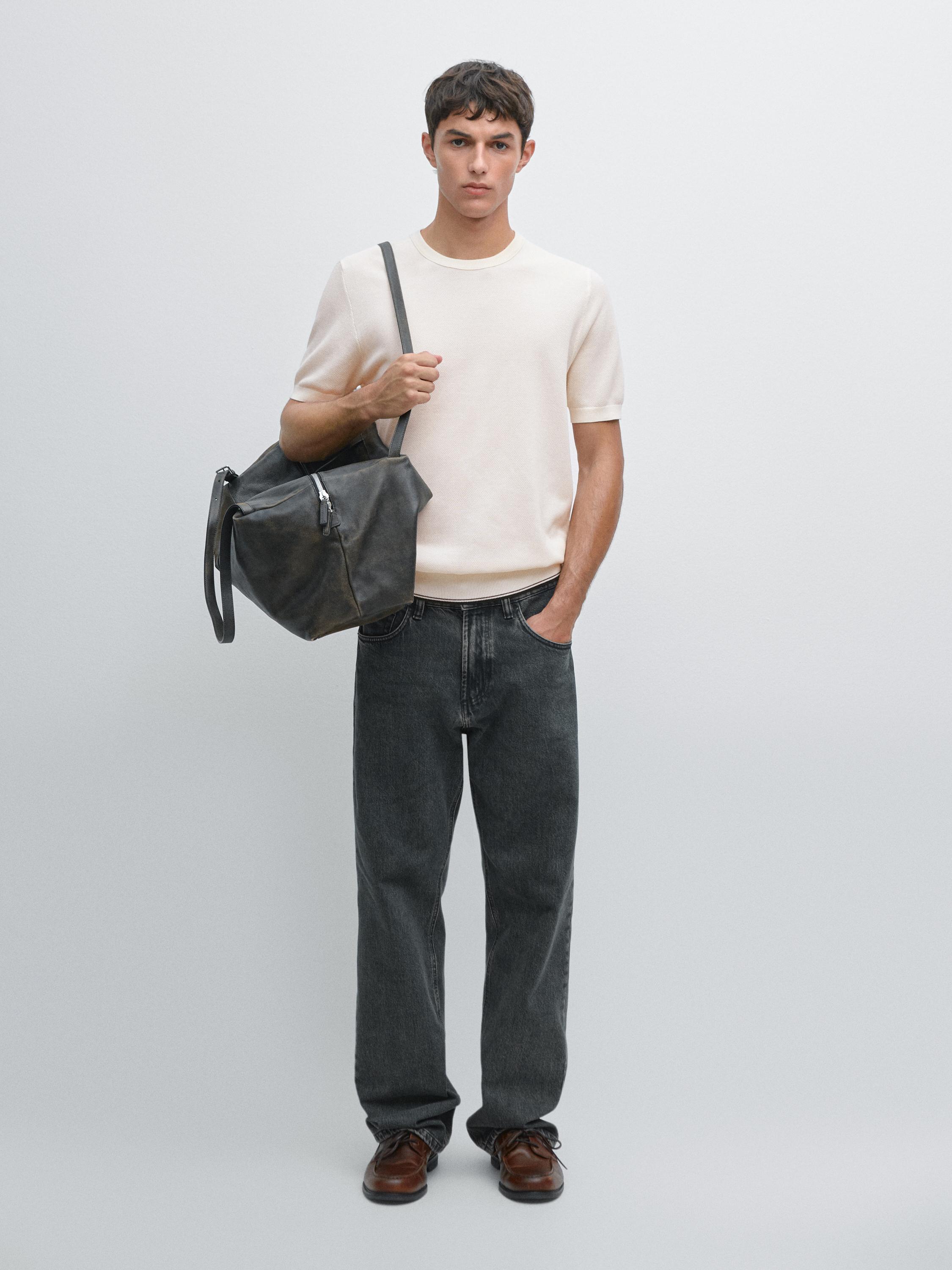 Textured knit short sleeve T-shirt