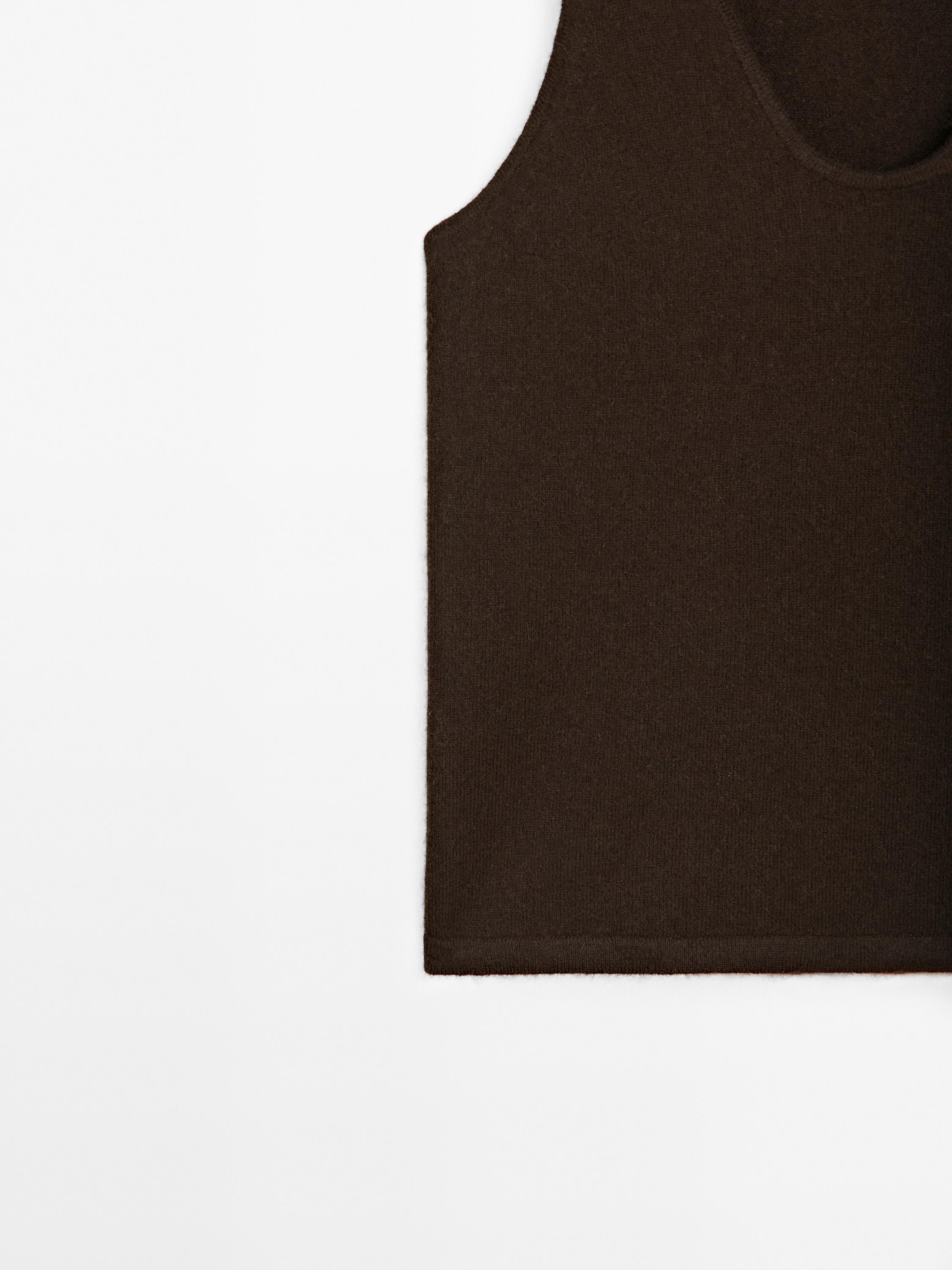100% cashmere crew neck top