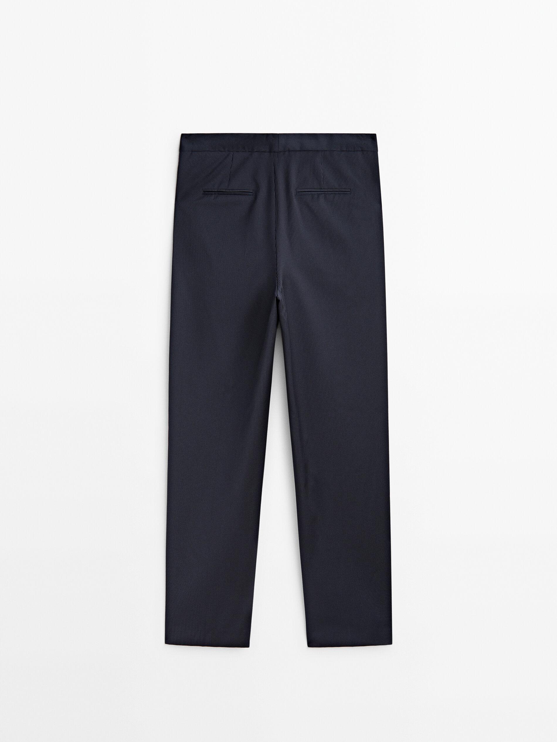 Pantalón raya diplomática