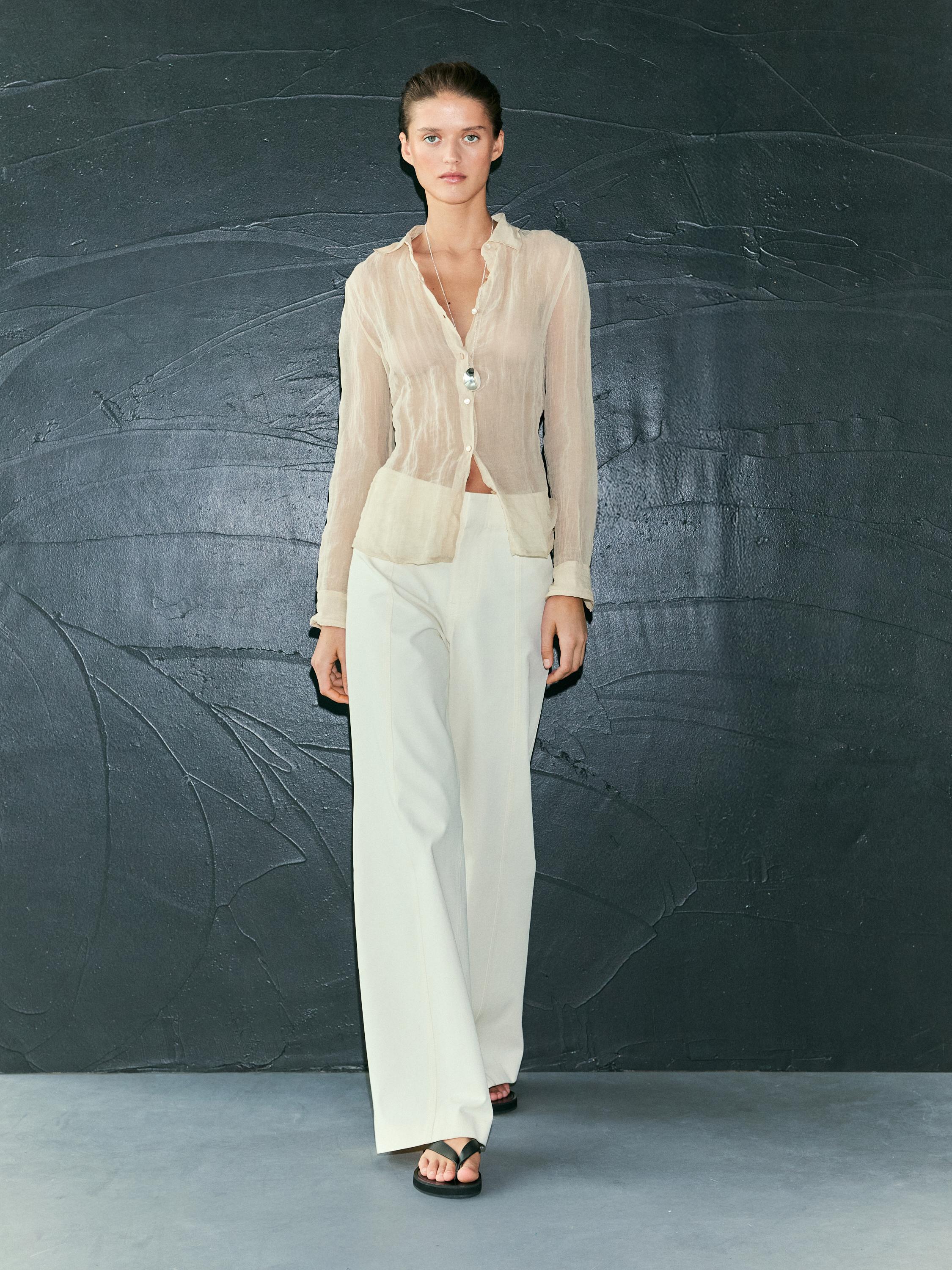 Cotton blend shirt with textured detail