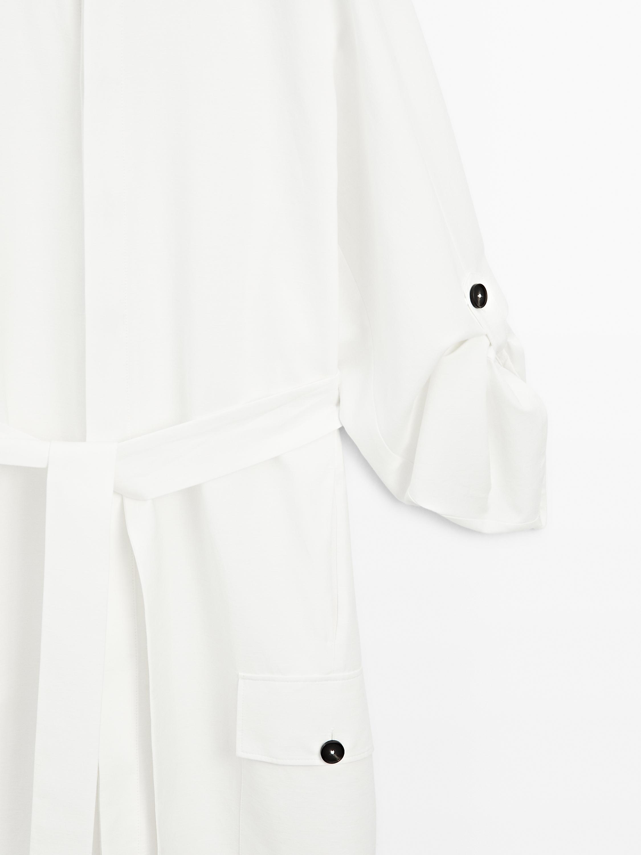 Shirt dress with contrast buttons