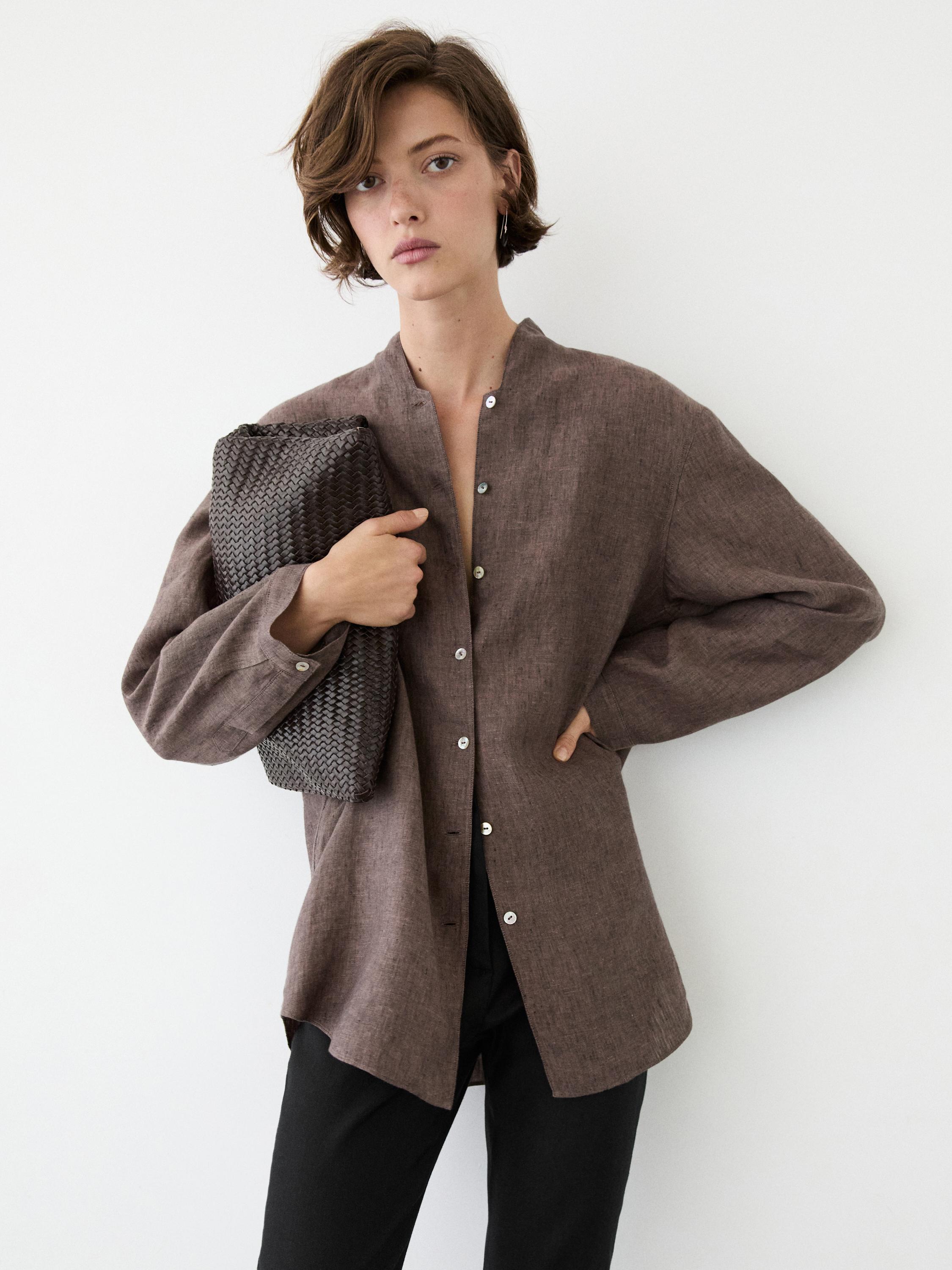100% linen V-neck shirt — BROWN