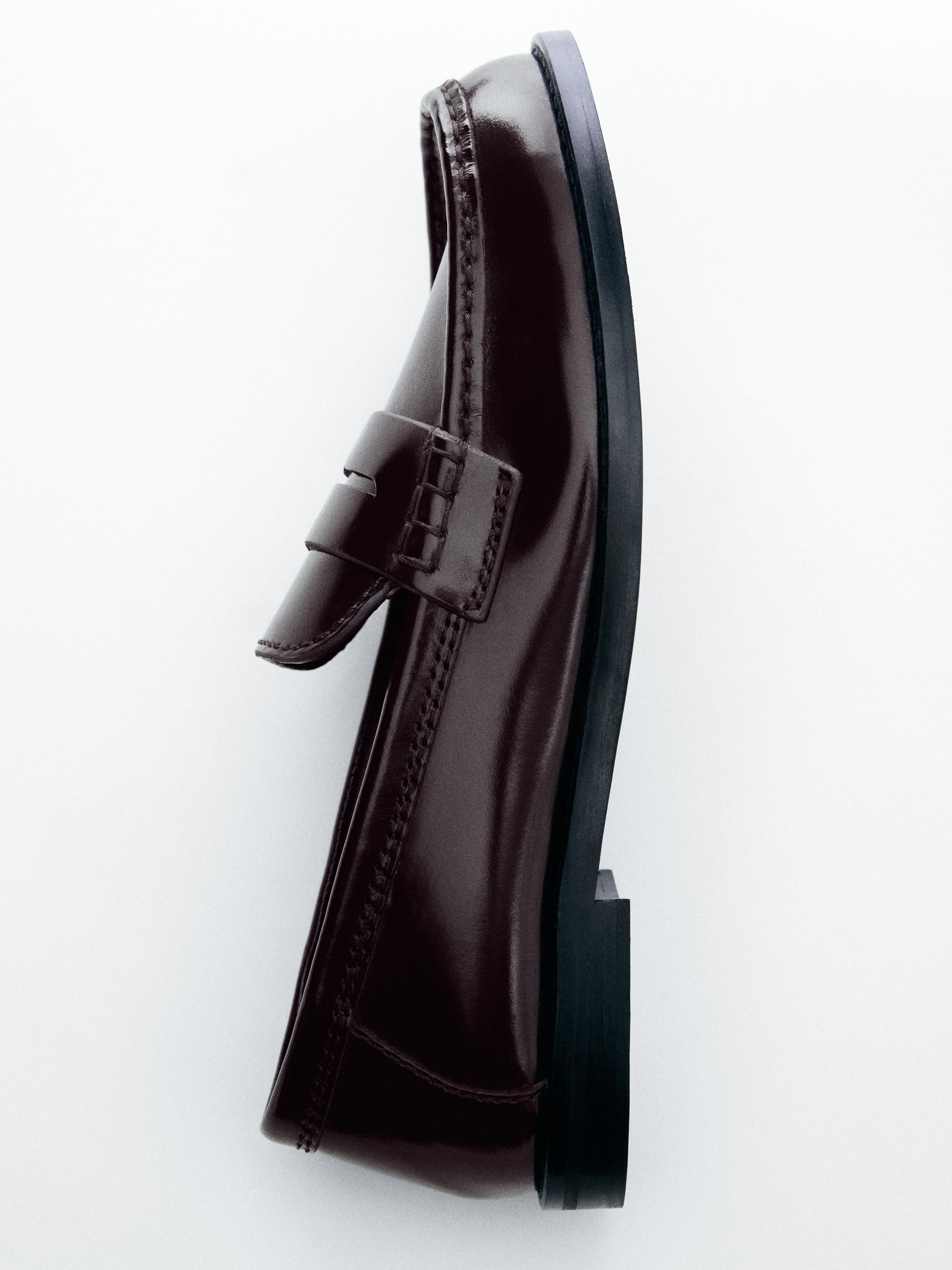 Leather loafers with glossy finish