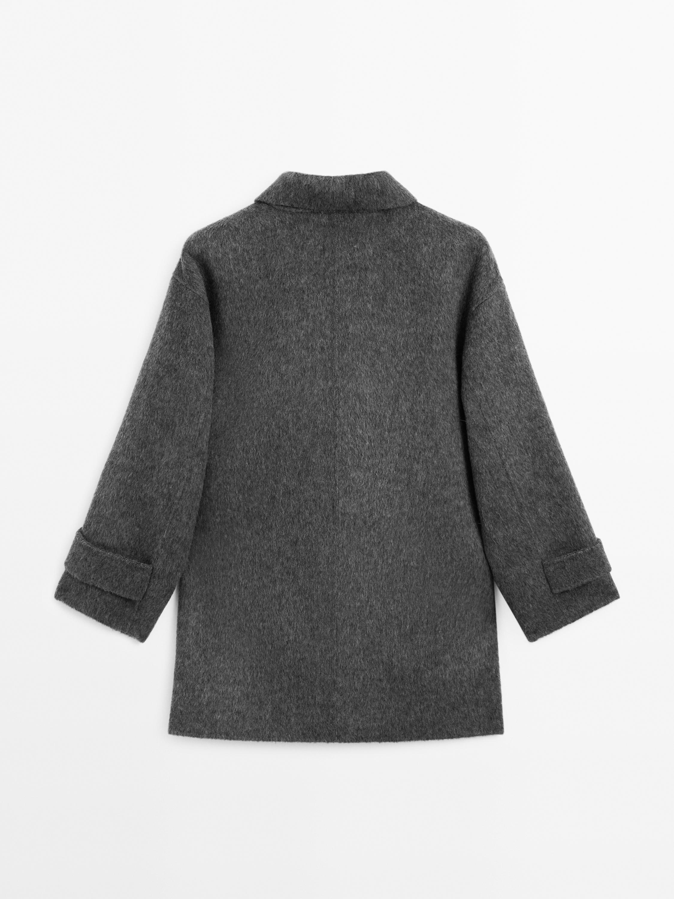 Medium wool blend coat