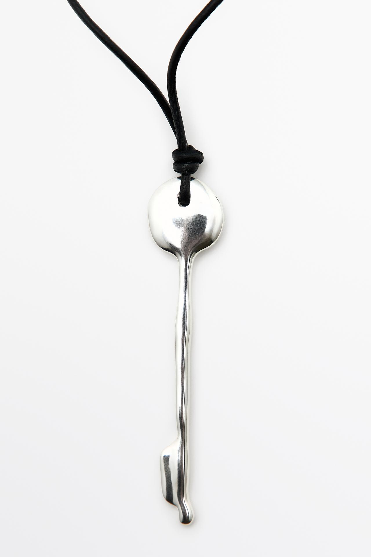 Key pendant necklace — SILVER