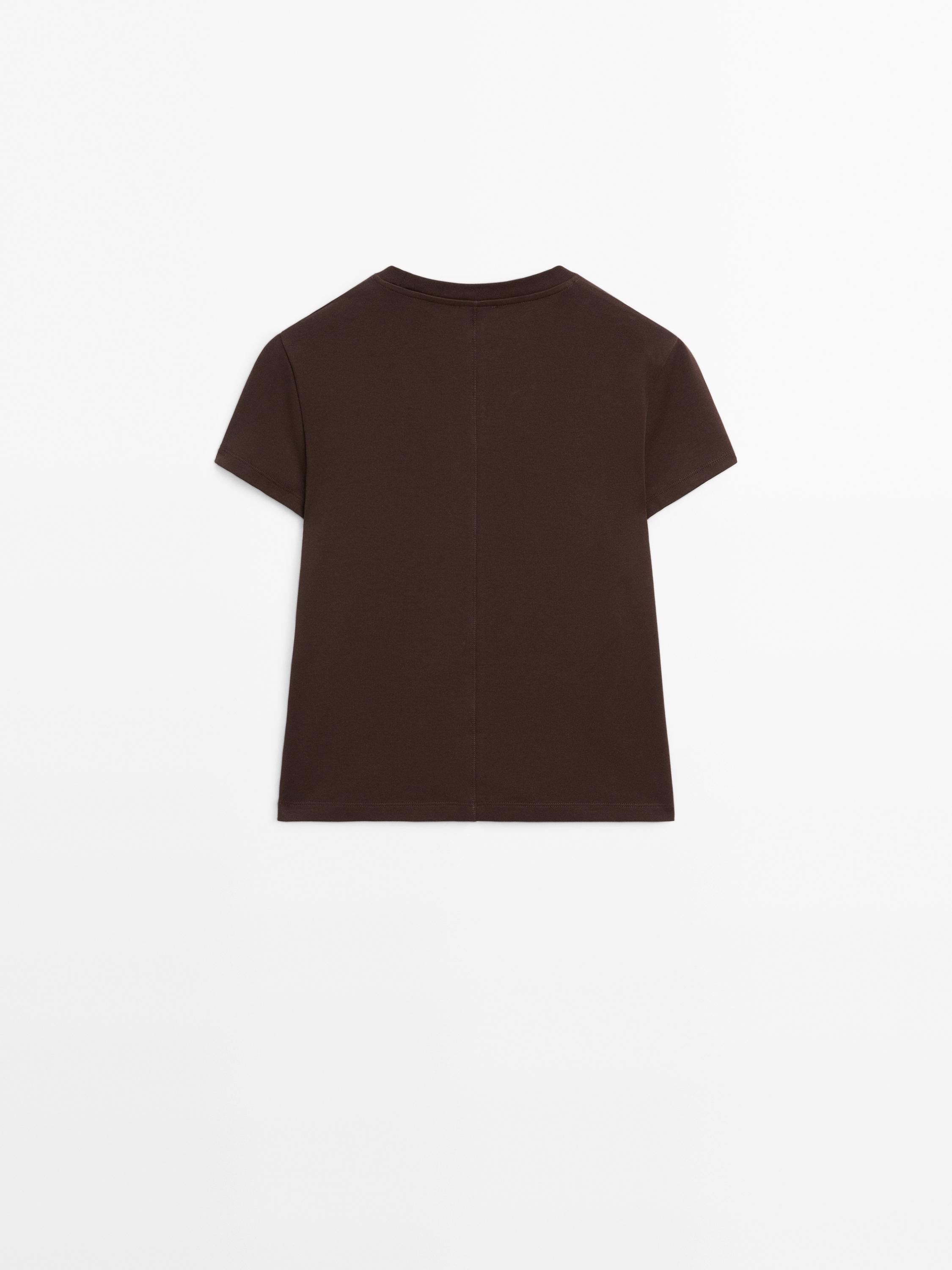 Koszulka z grubej bawełny z ozdobnym szwem