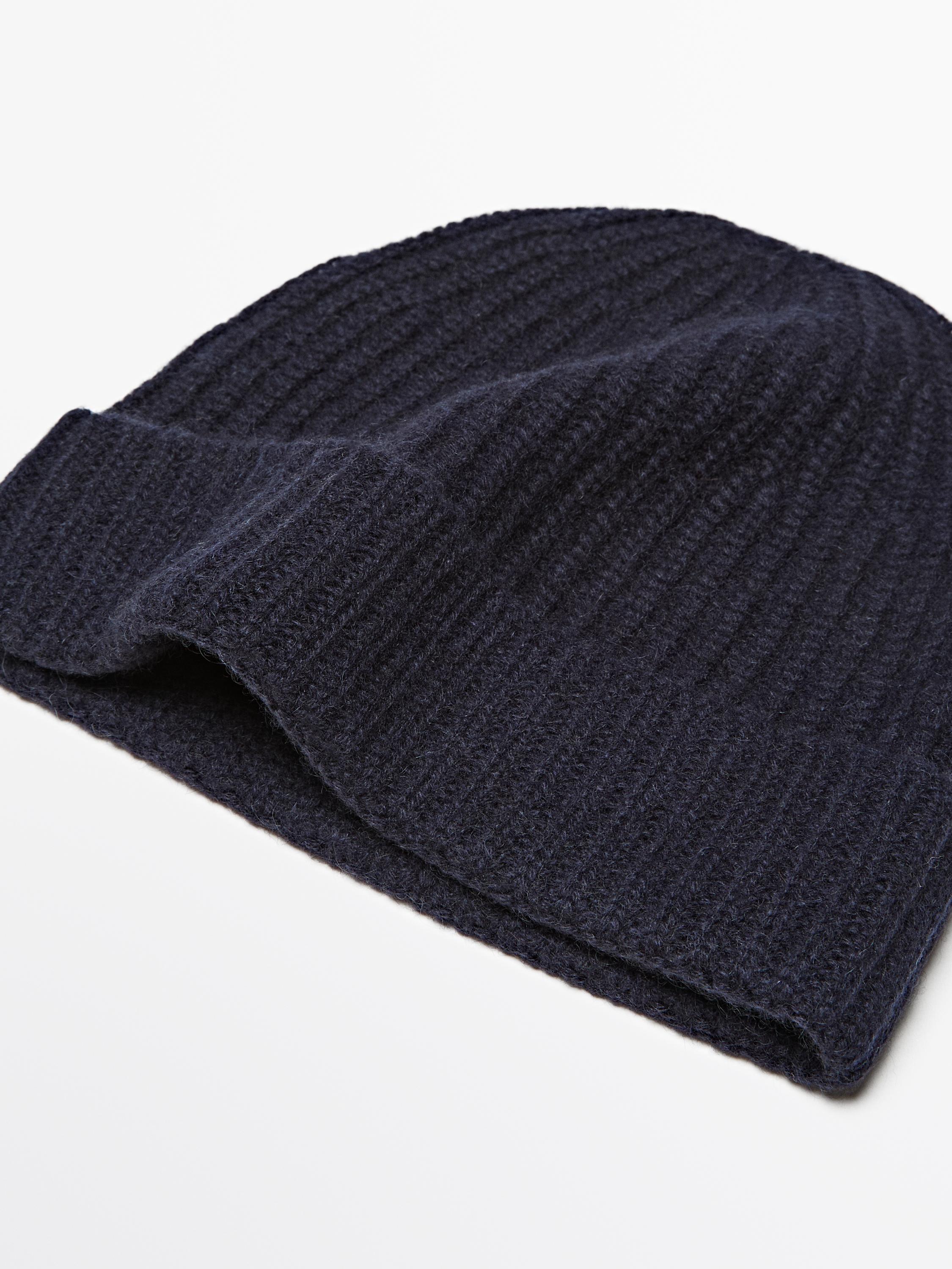 Ribbed 100% cashmere beanie