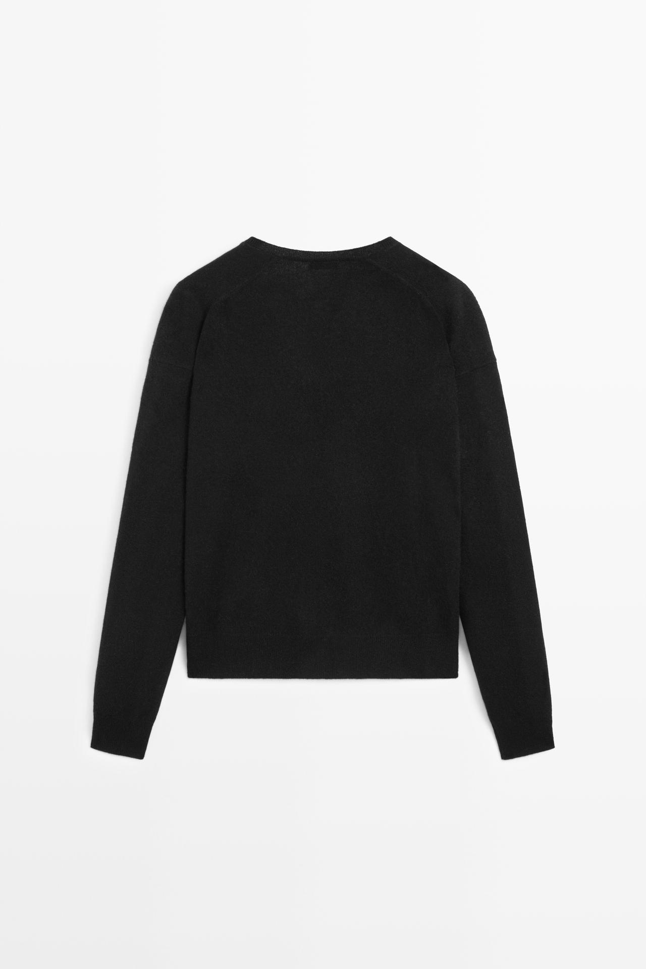 Wool blend knit V-neck sweater — BLACK