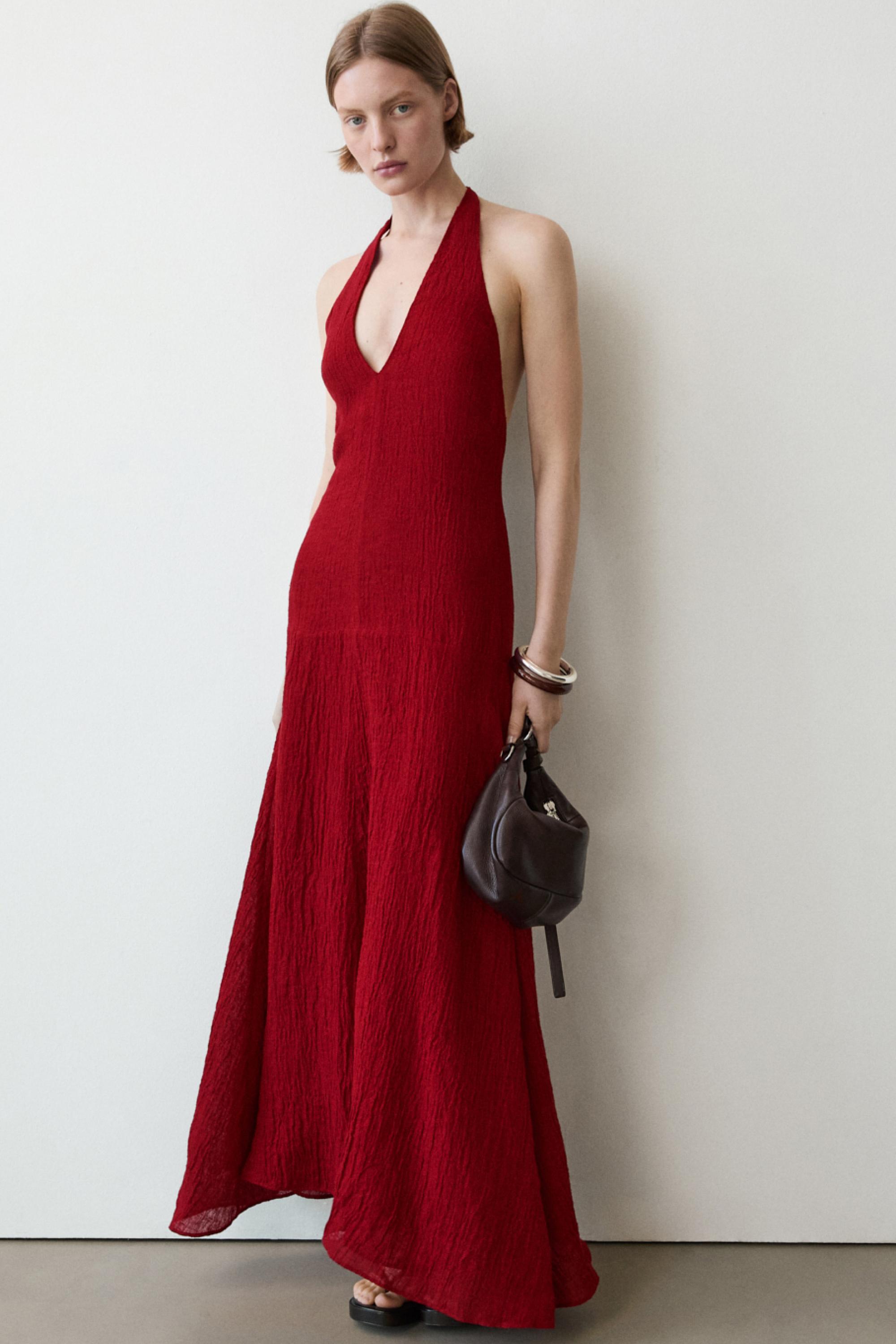 Long 100% linen dress with neckline detail — RED
