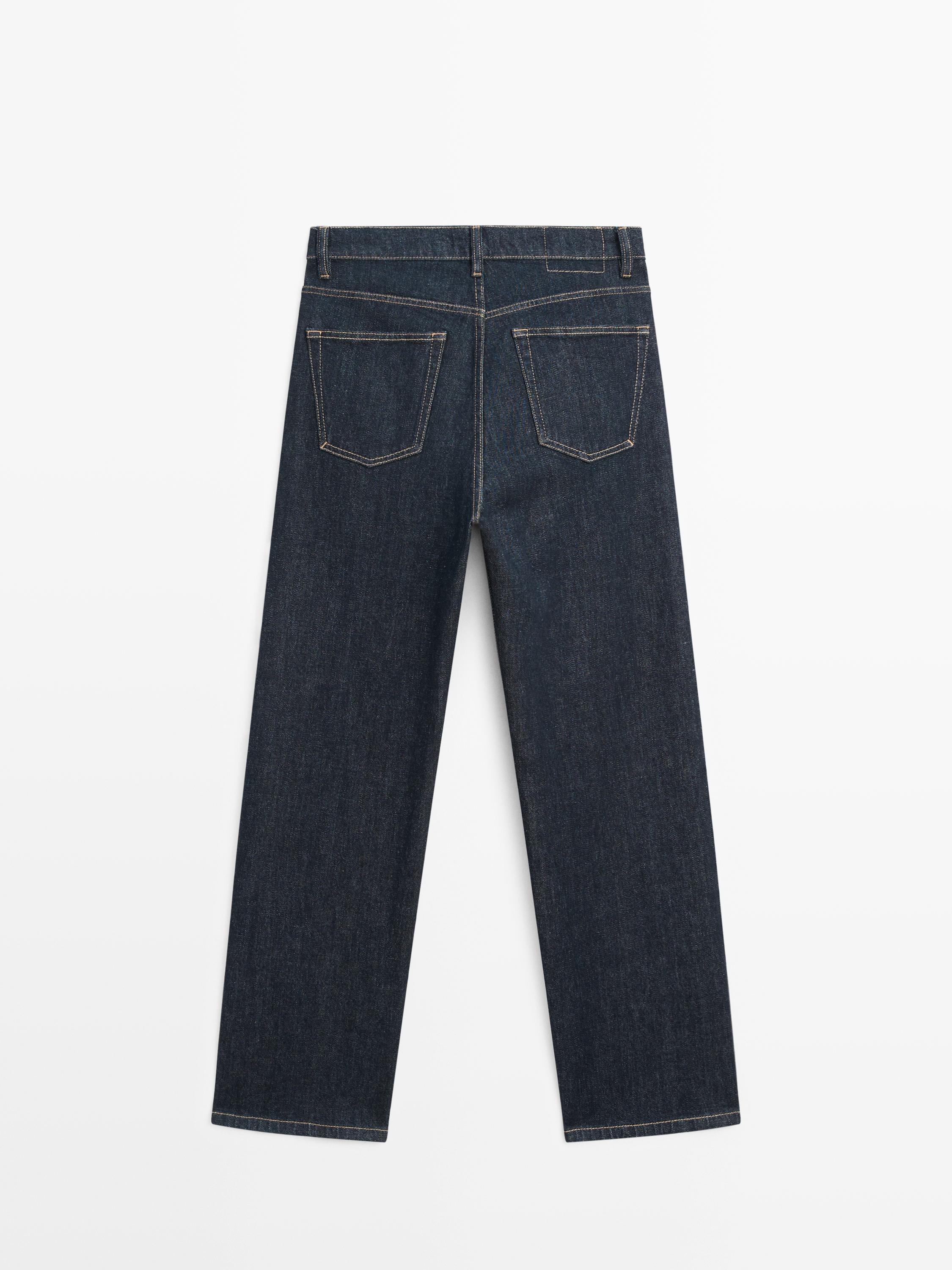 Straight-leg high-waist jeans