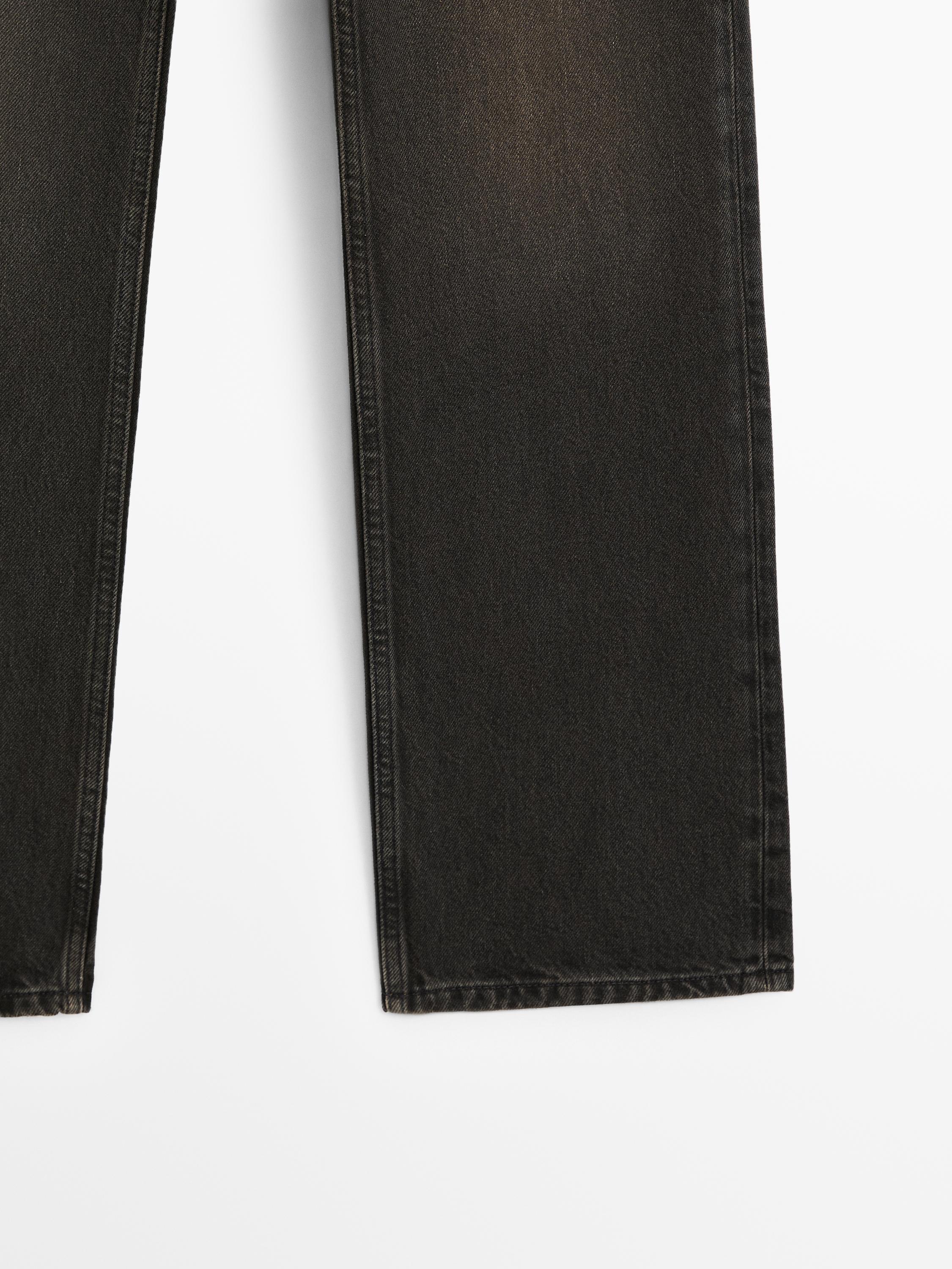 Straight-leg high-waist jeans