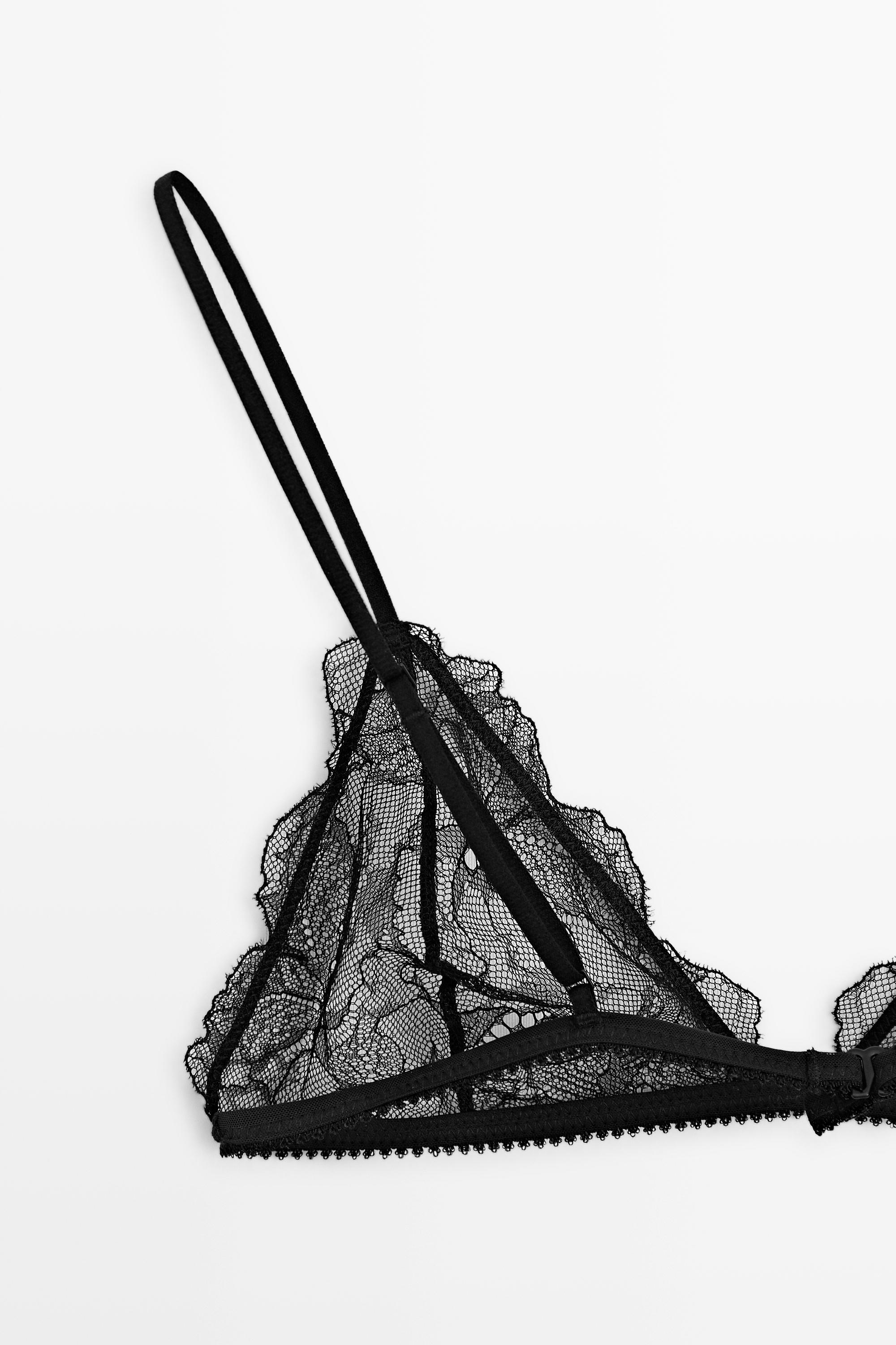Scalloped lace triangle bra — BLACK