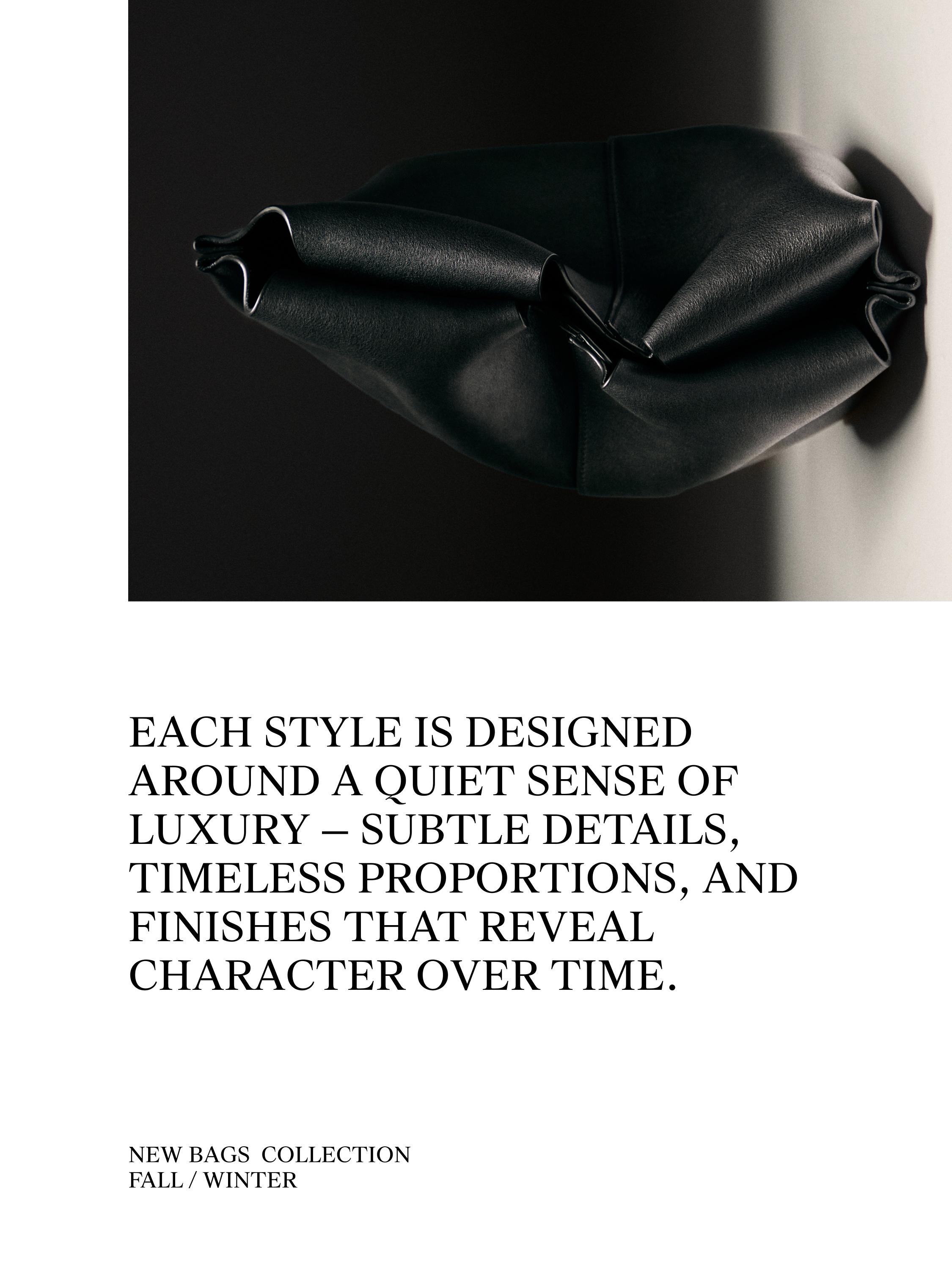 Nappa leather tote bag — BLACK