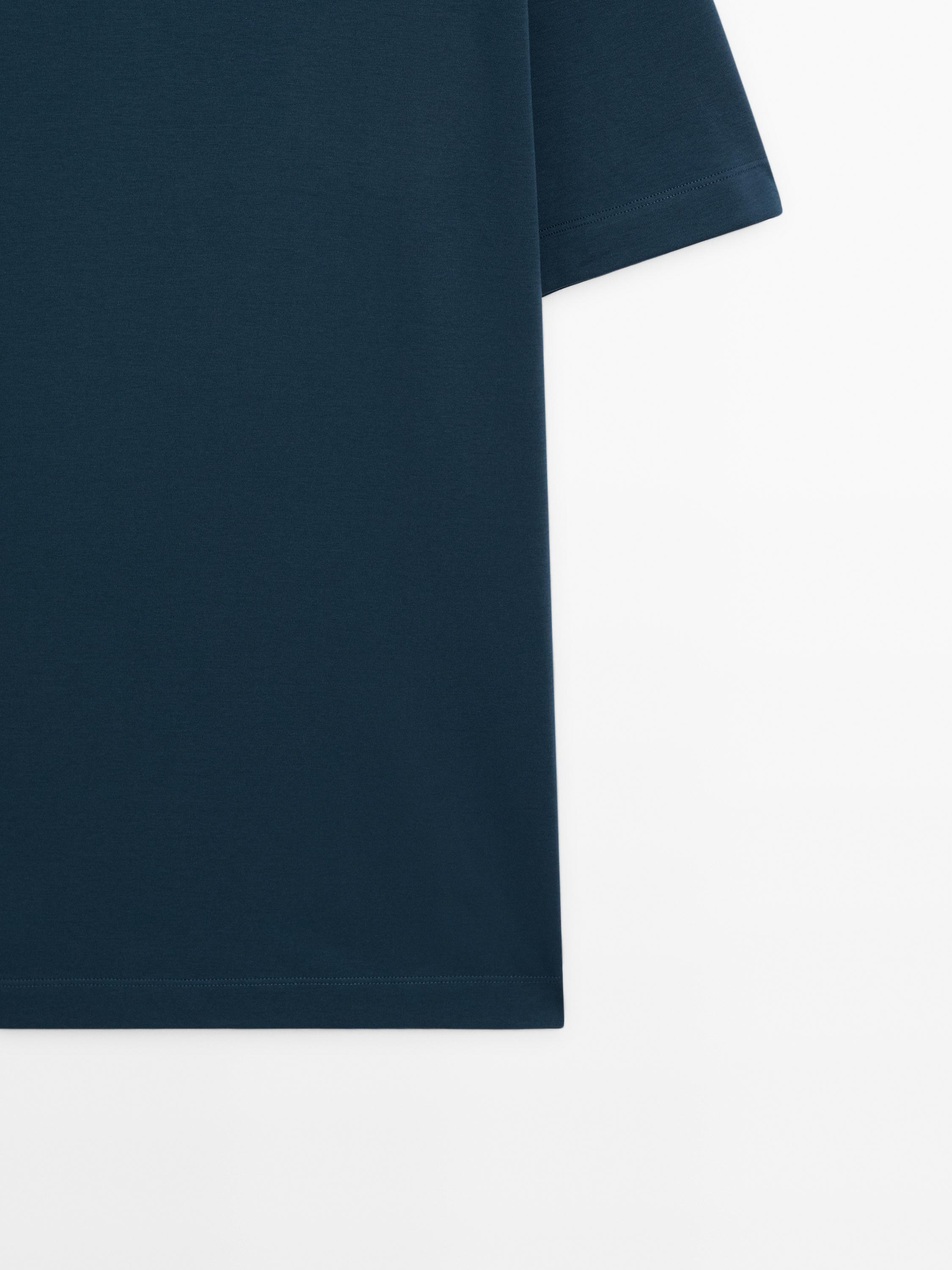 100% cotton medium weight T-shirt
