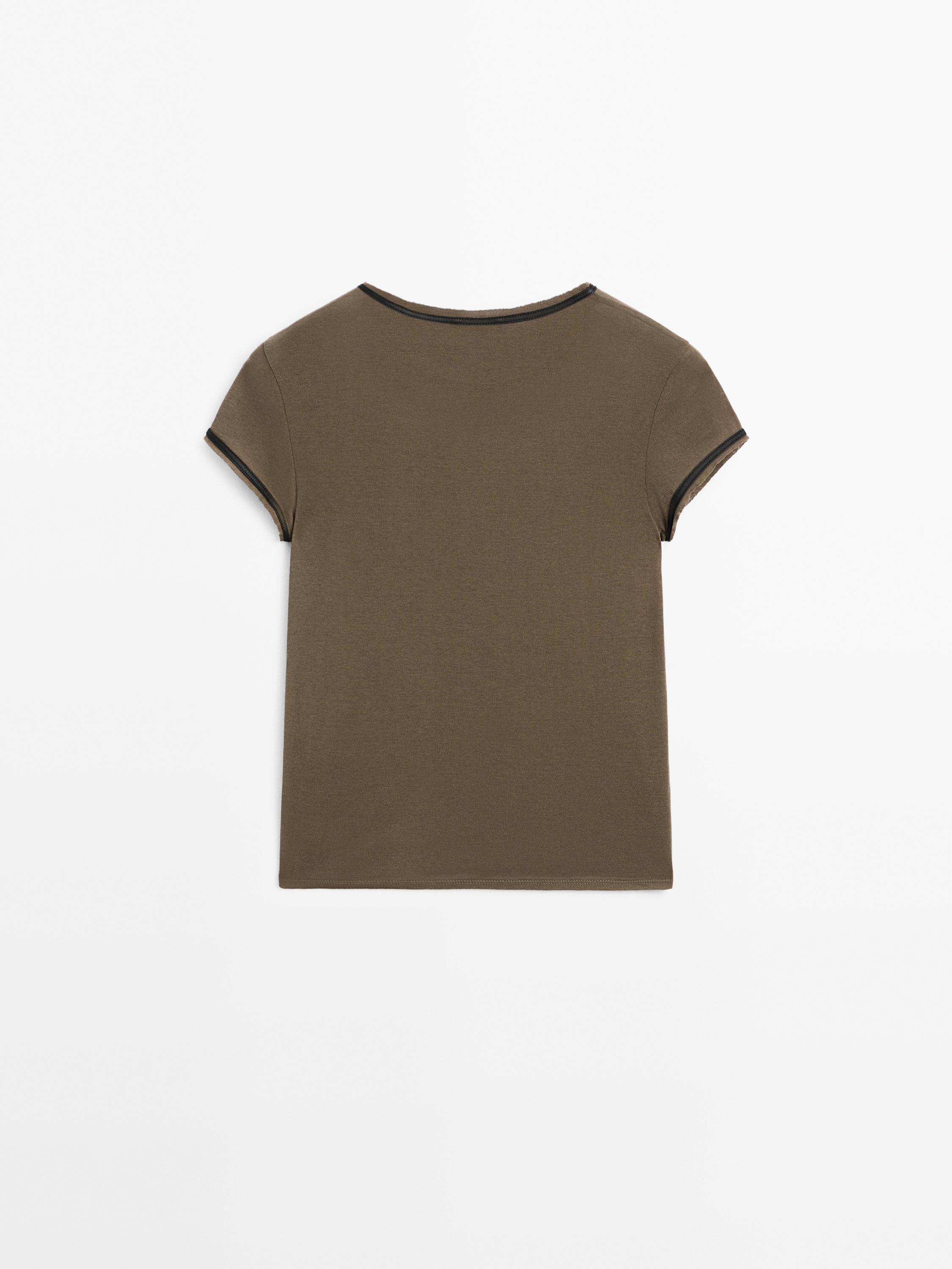 Contrast leather trimmed T-shirt