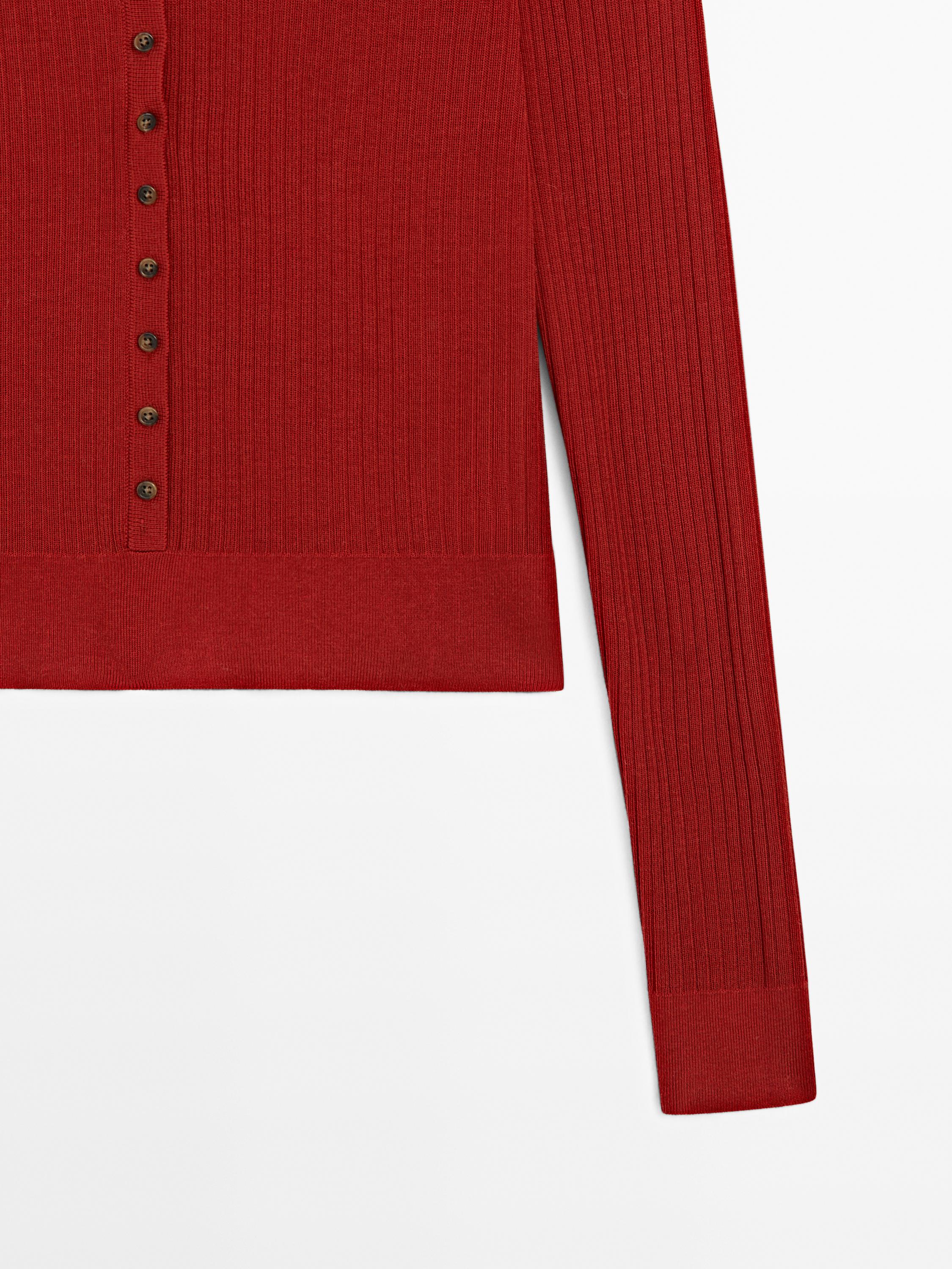 Ribbed knit sweater with polo collar and buttons