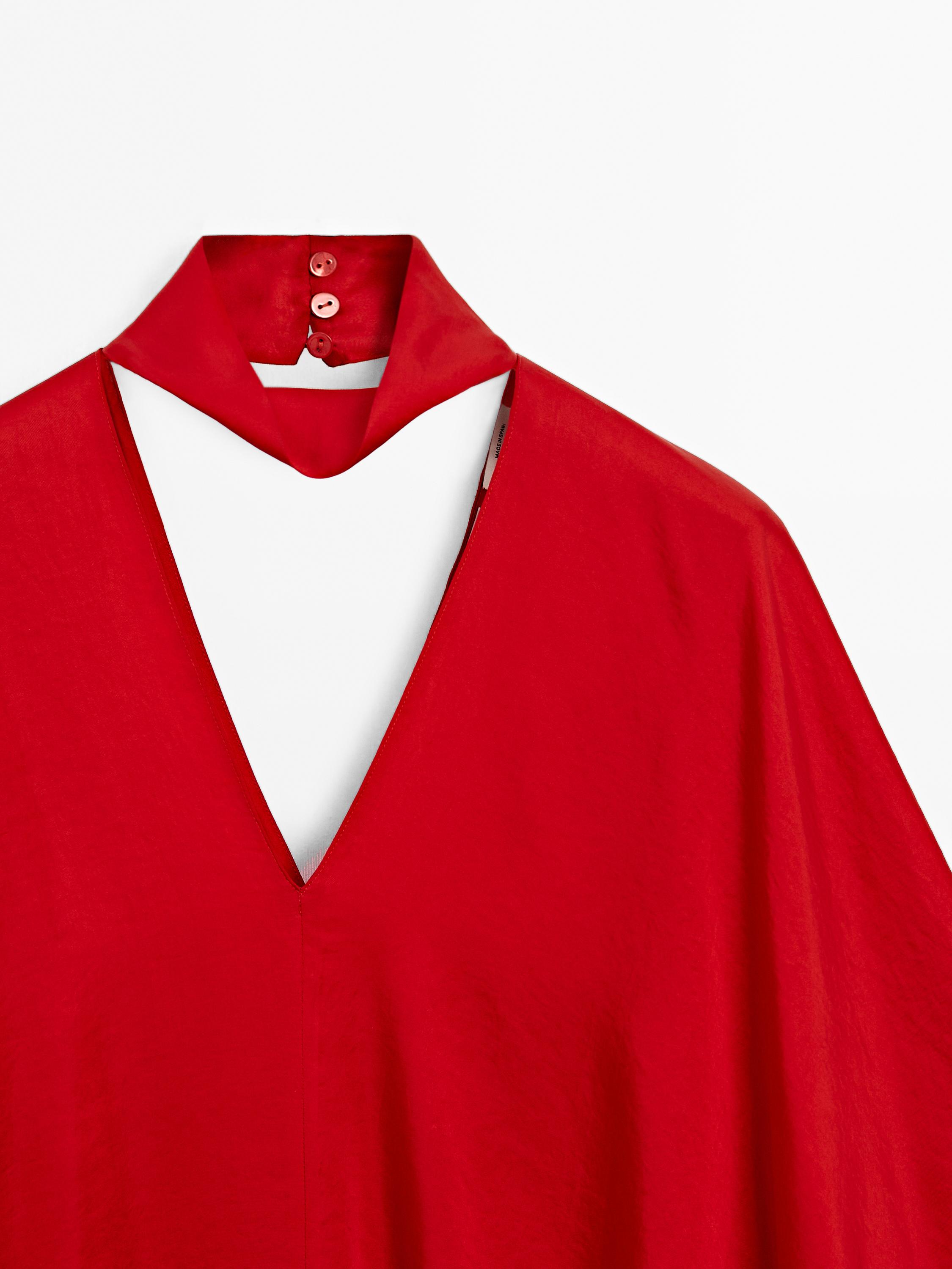 Flowing V-neck blouse - STUDIO