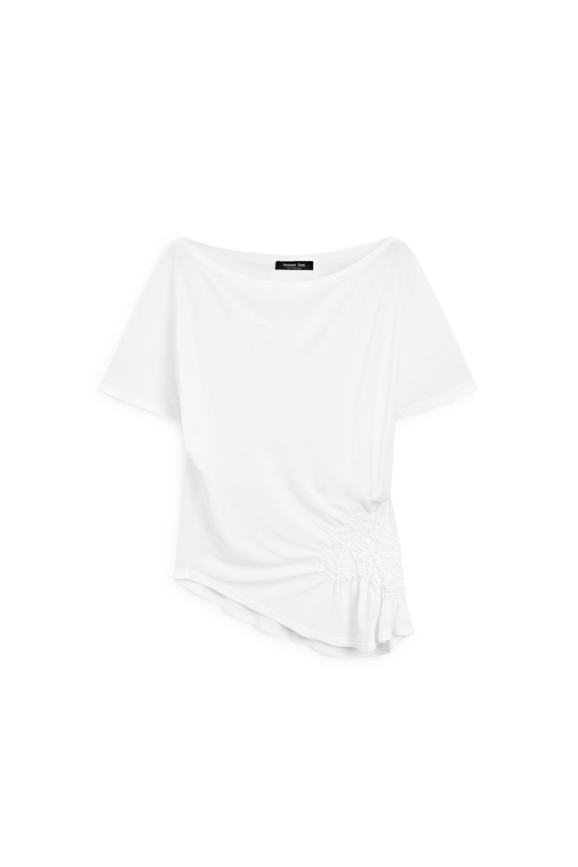 Asymmetric top with embroidered detail — Off white