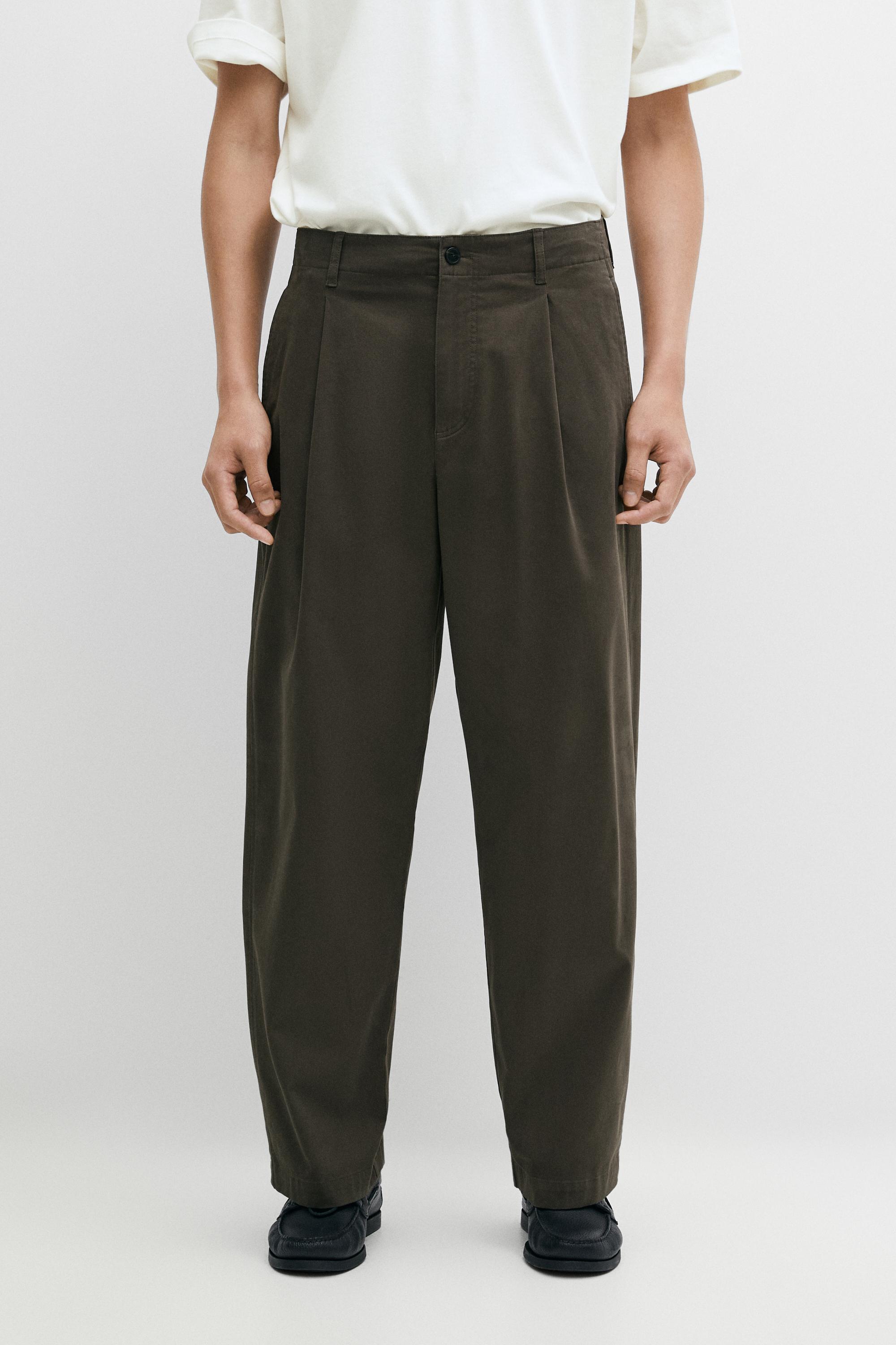 Pleated barrel fit pants