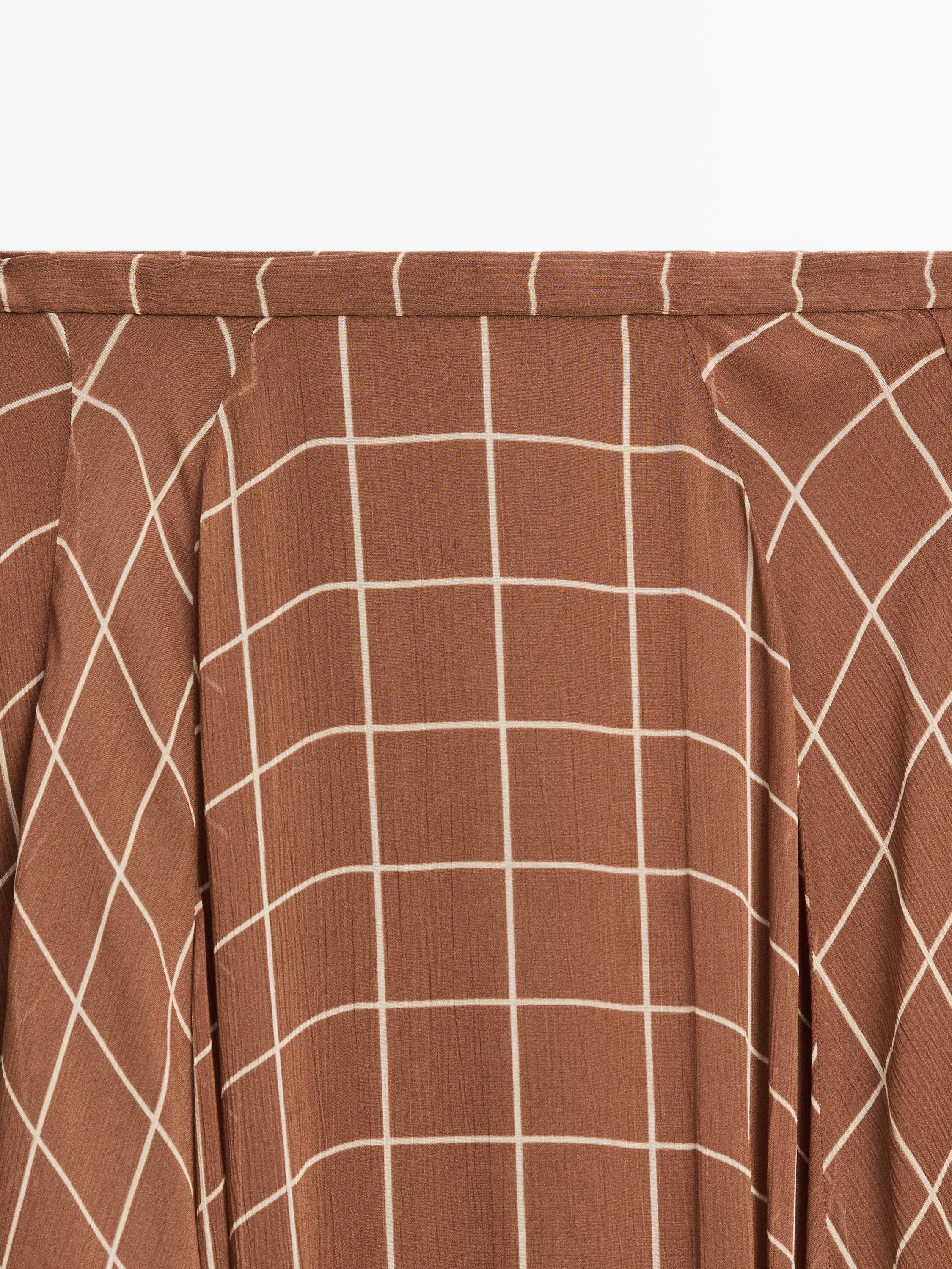 Long flowing skirt with checked detail