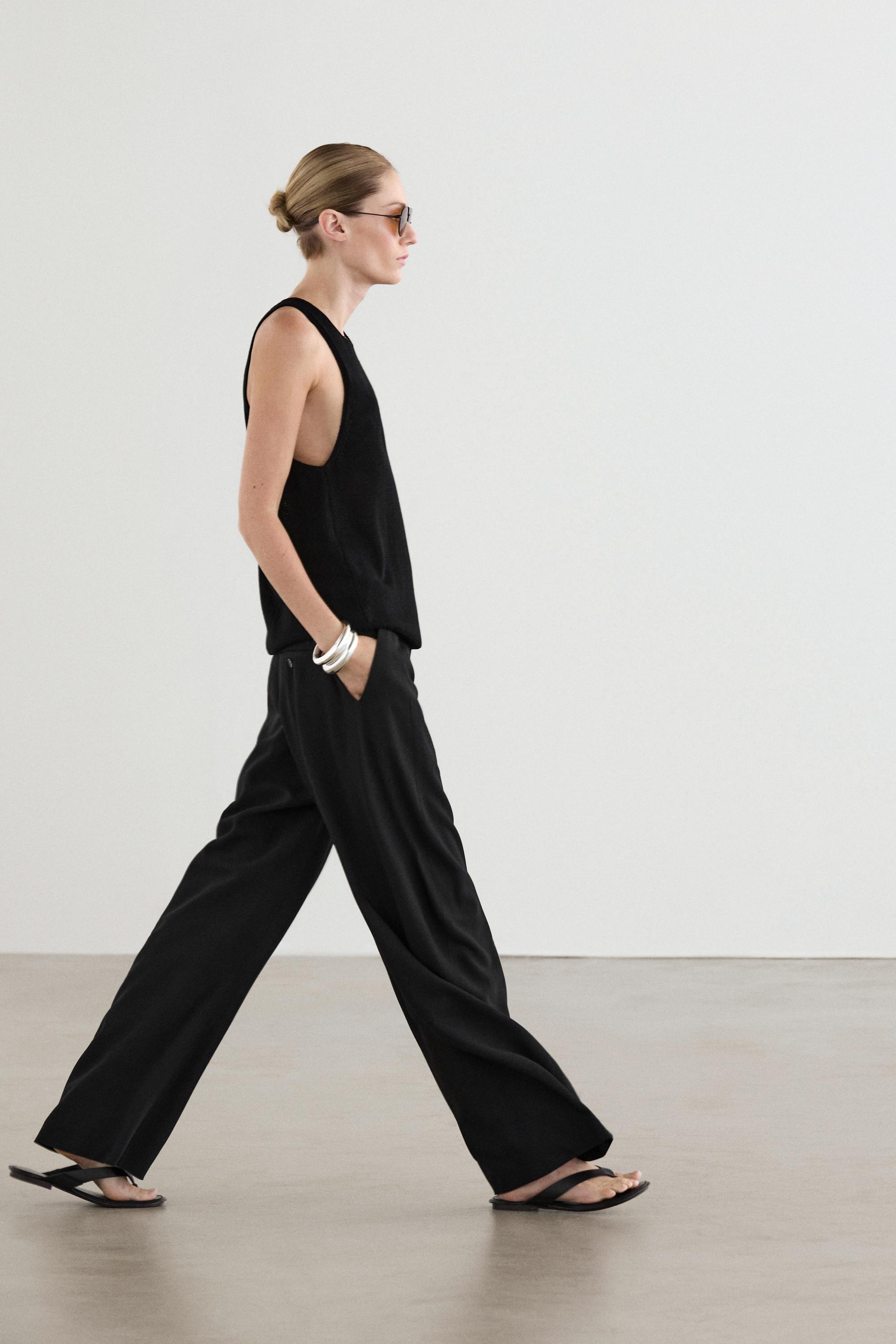 Wool blend trousers with seam detail — BLACK