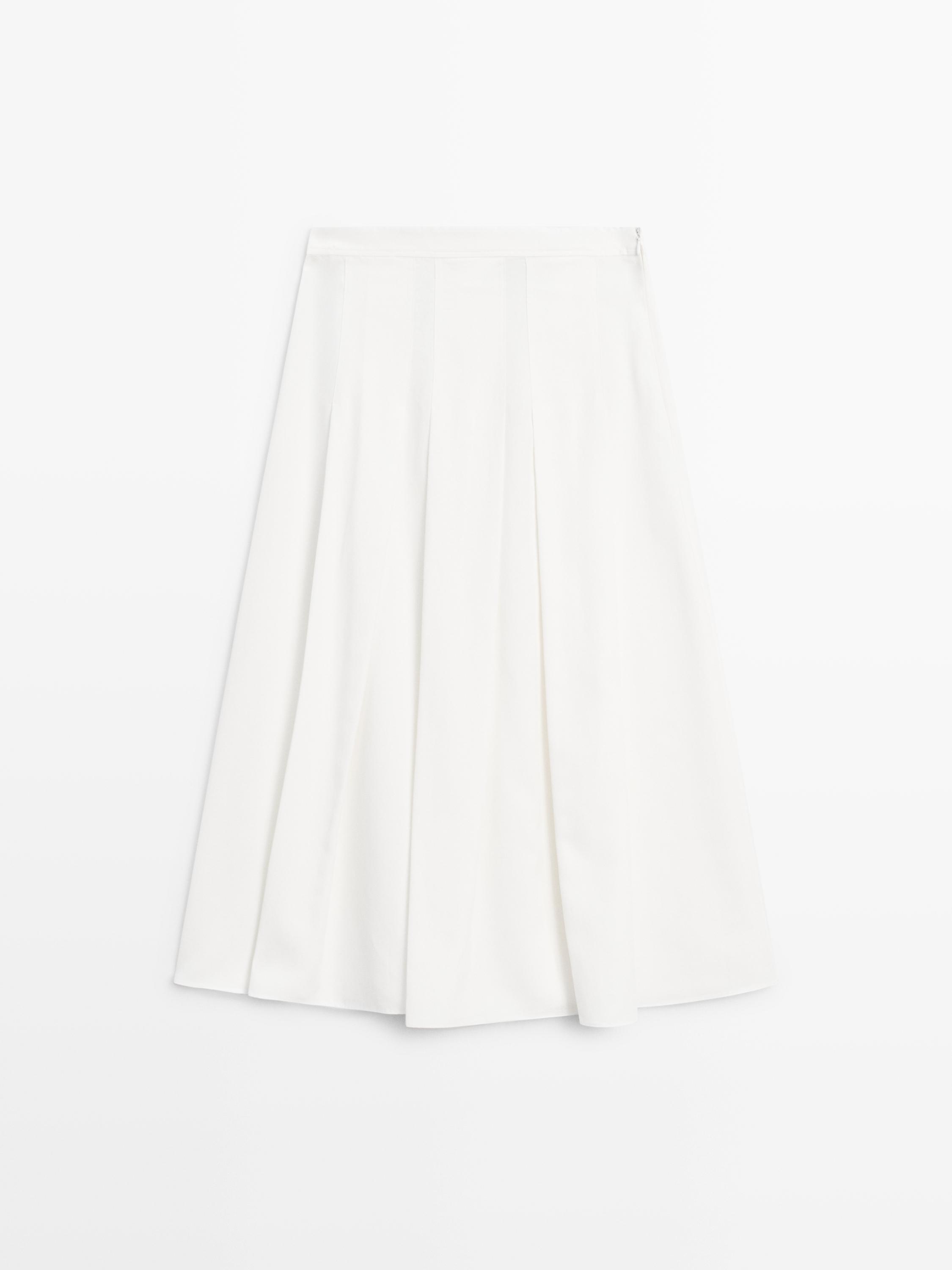 Midi skirt with pleated detail