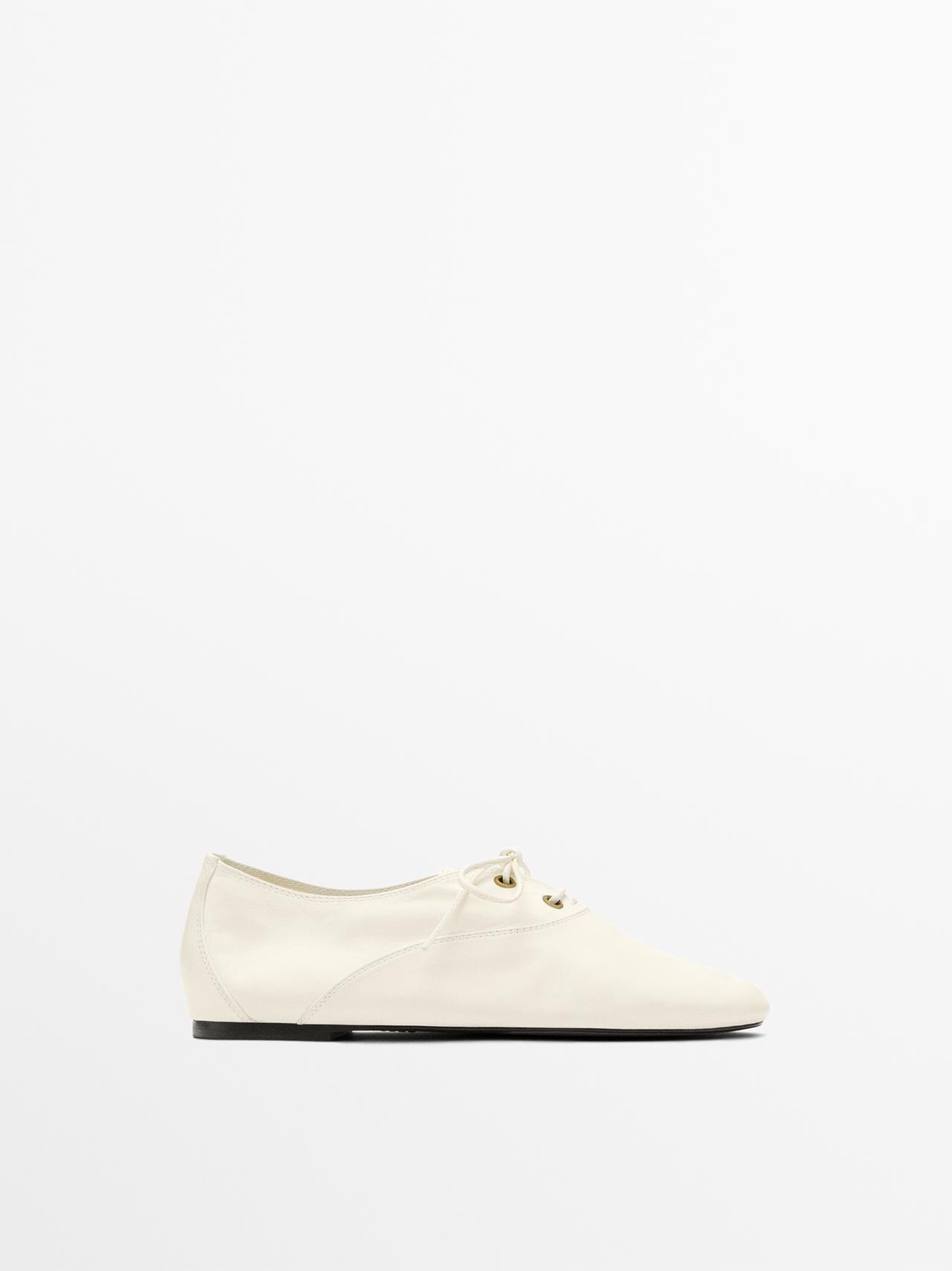 Soft leather lace-up shoes — WHITE