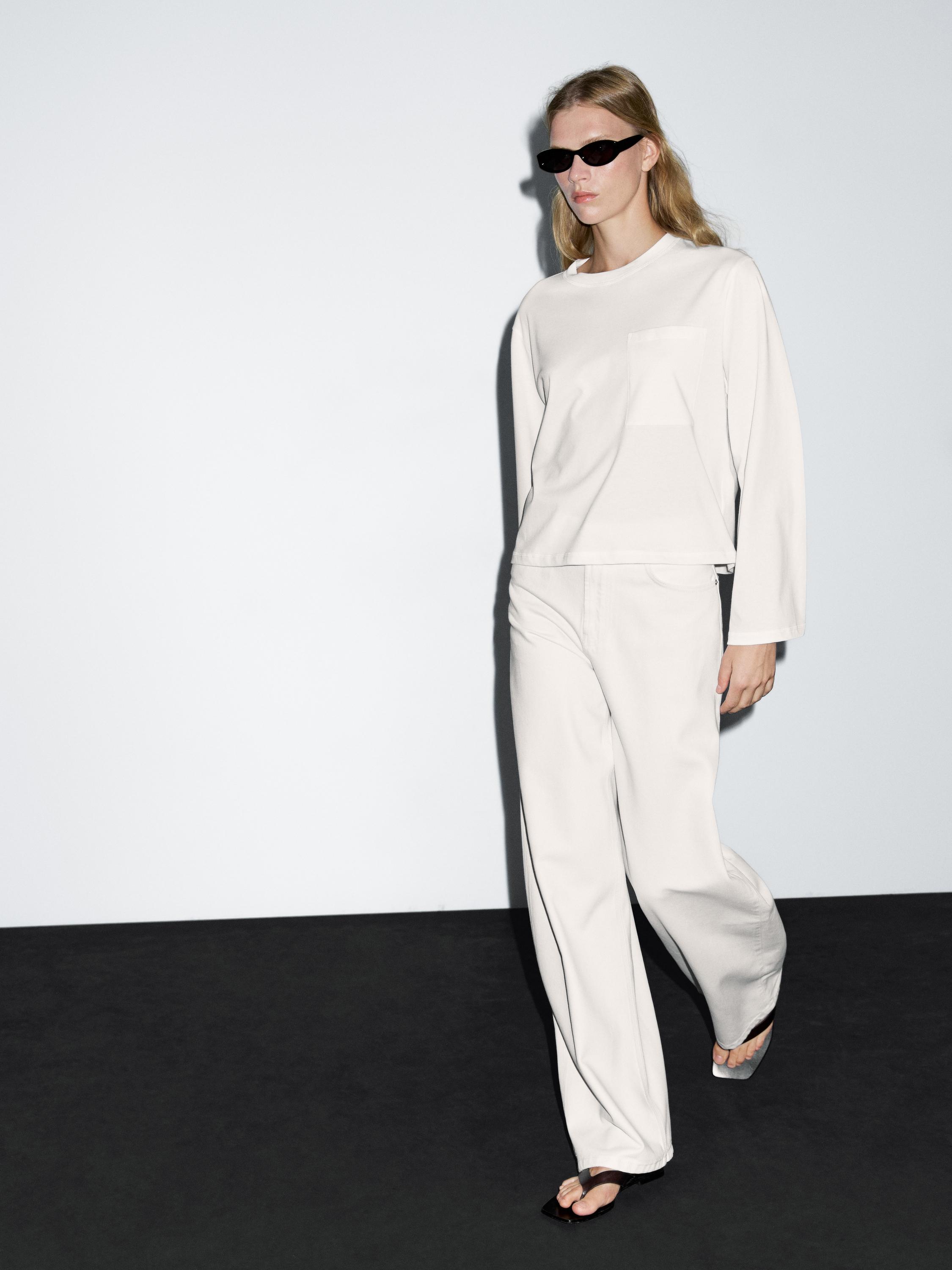 Oversize T-shirt with pocket details