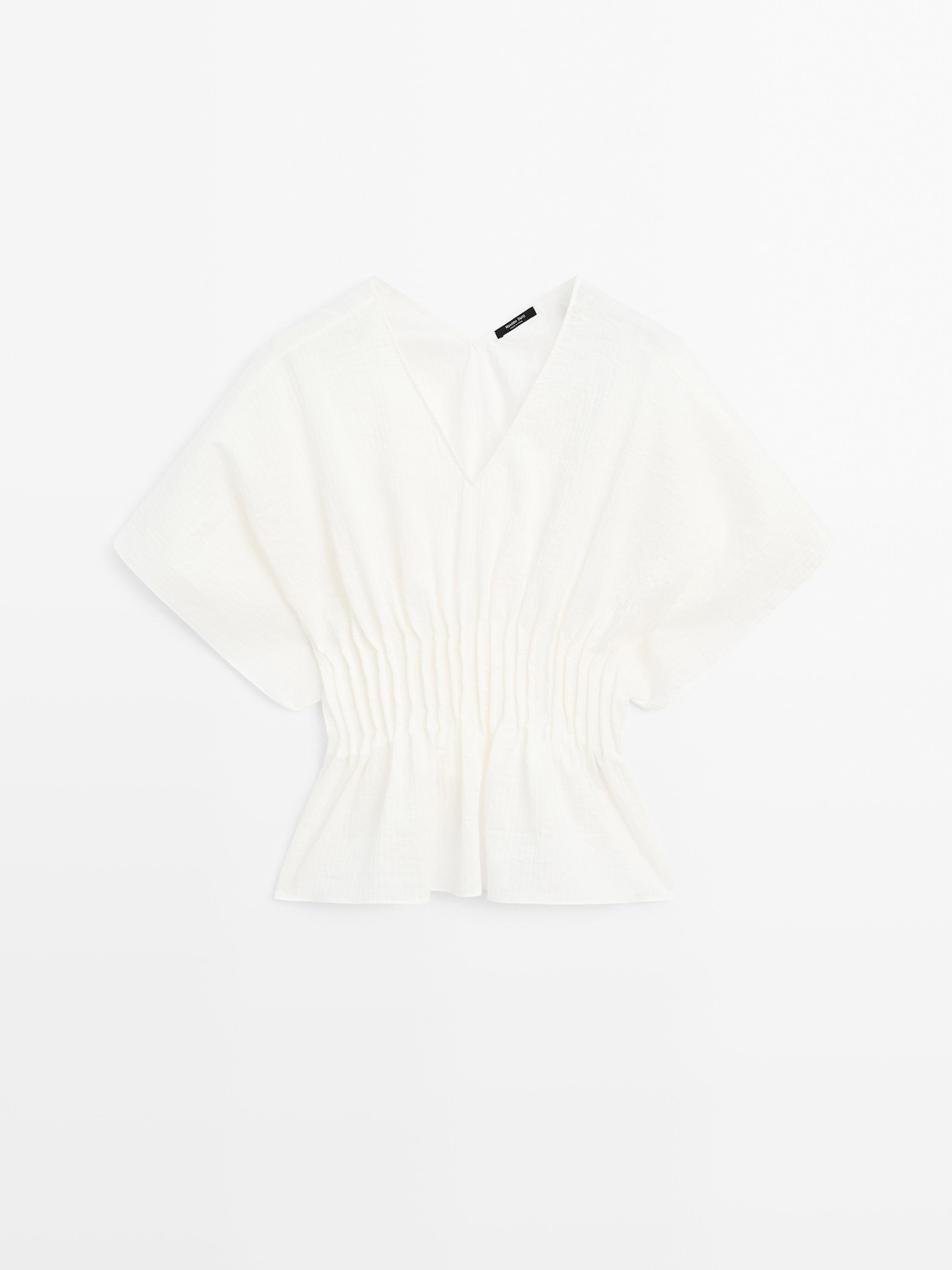 Cotton blend shirt with gathered detail