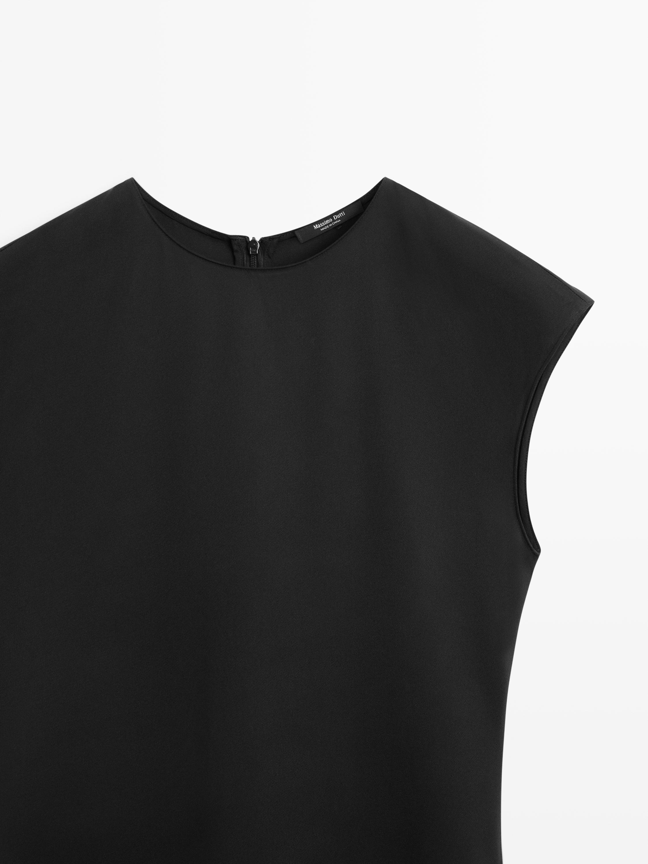Flowing short sleeve dress — BLACK